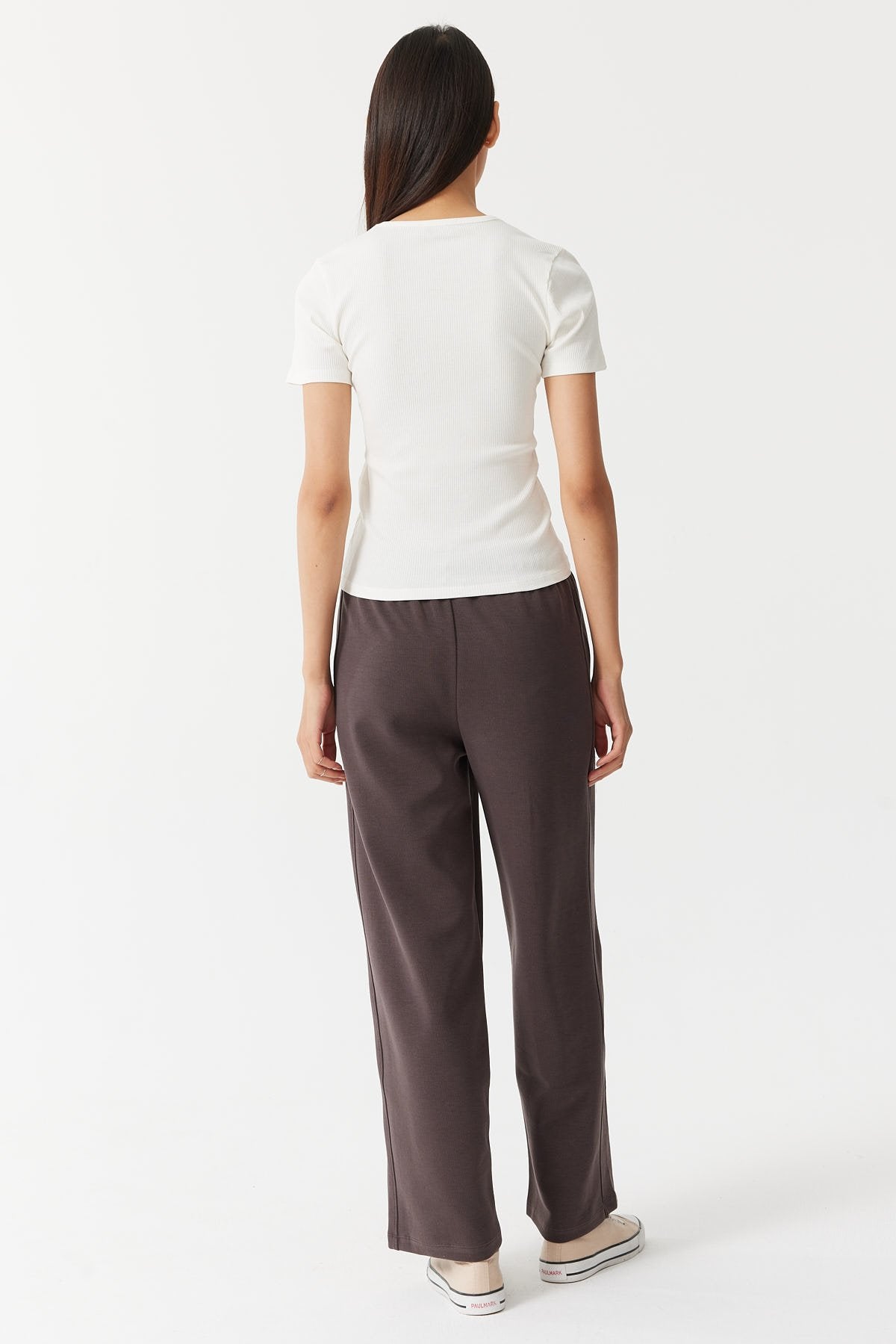 بنی ئارەقەی قاچی پان بۆ خانمان