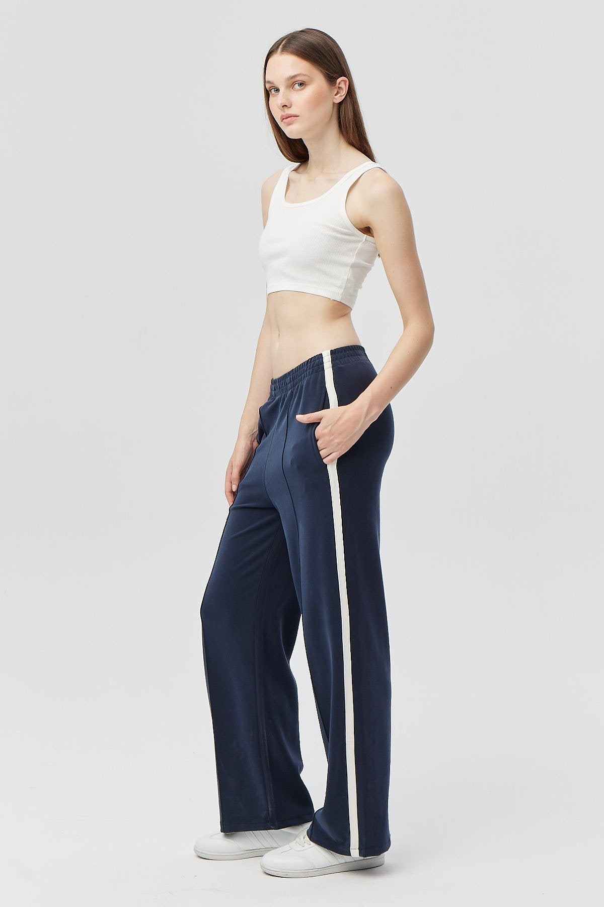 Kadın Şeritli Yumuşak Dokulu Sweat Pantolon