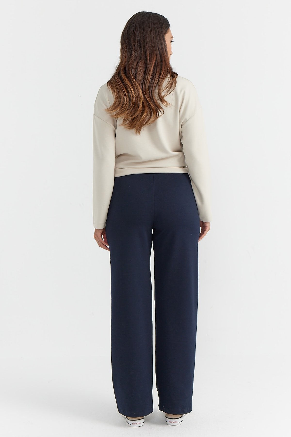 خوارەوەی ئارەقەی کەمەر لاستیک بۆ خانمان