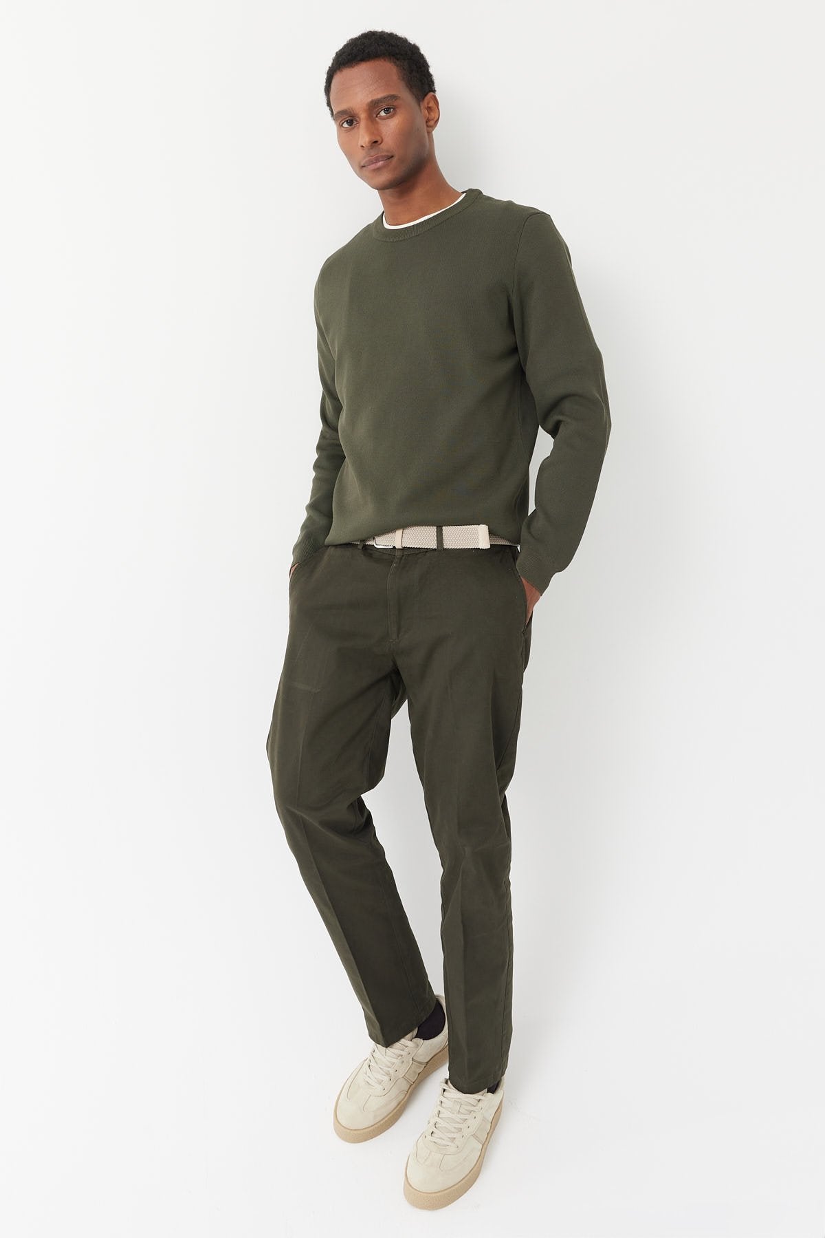 بنطلونات تشينو رجالية ضيقة