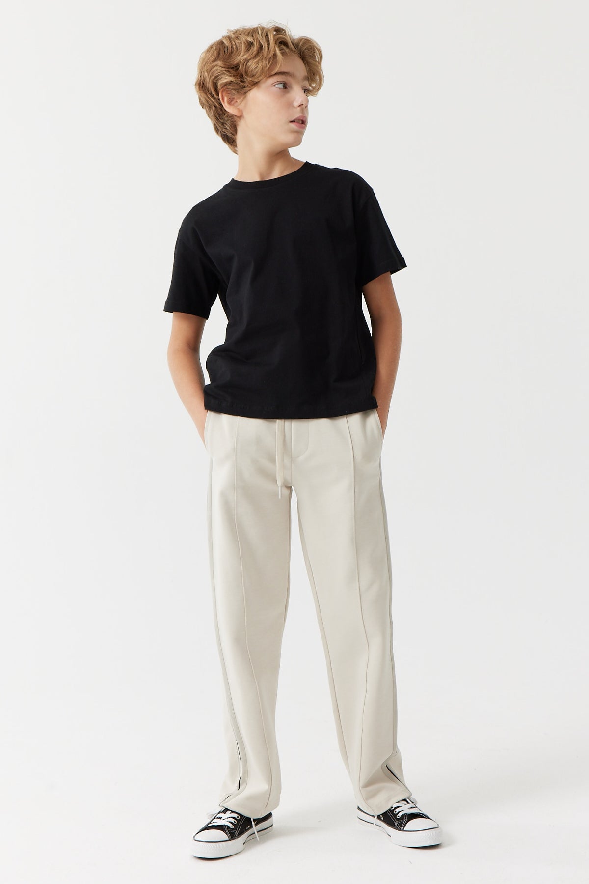 بنطلون رياضية بخصر مطاطي للأولاد