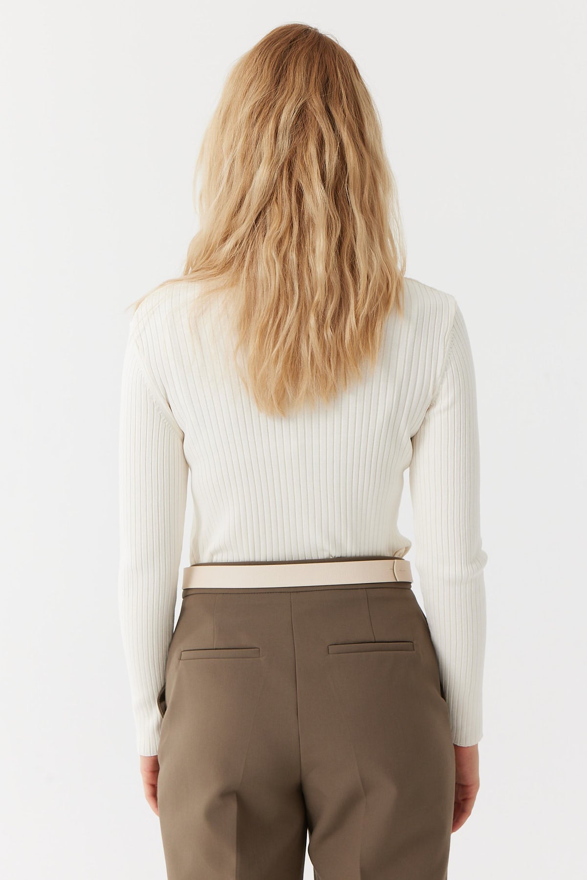 سویتر صوفي نسائية محبوكة بياقة مدورة