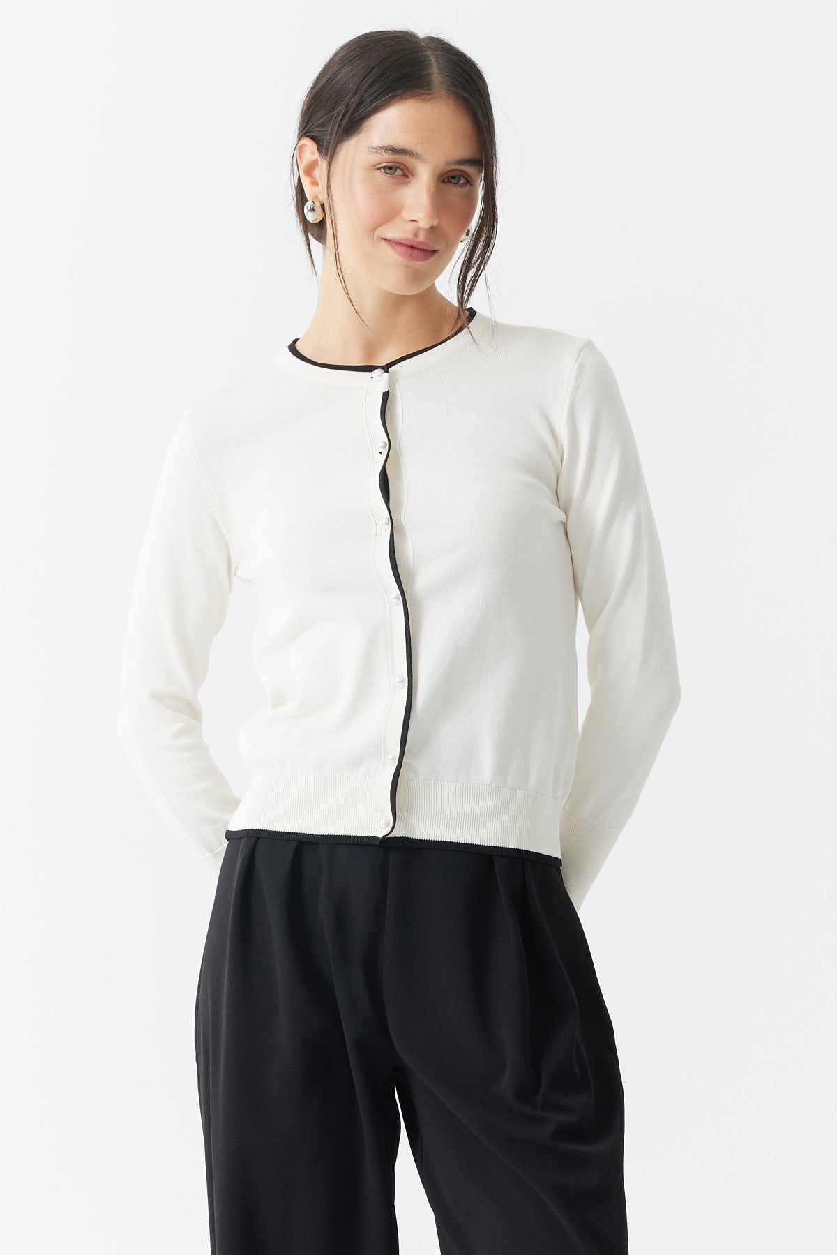 Women's Buttoned Knit Cardigan