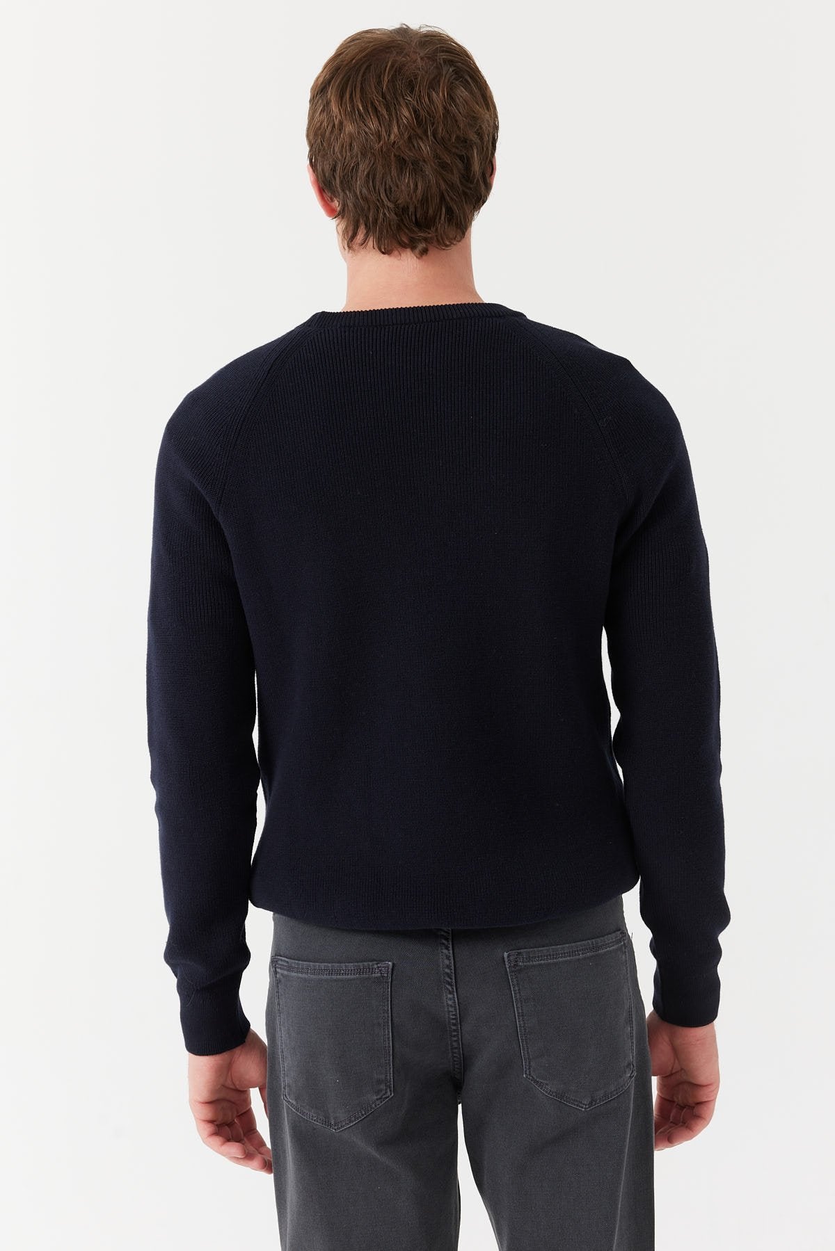 Men's Crew Neck Ribbed Knit Sweater