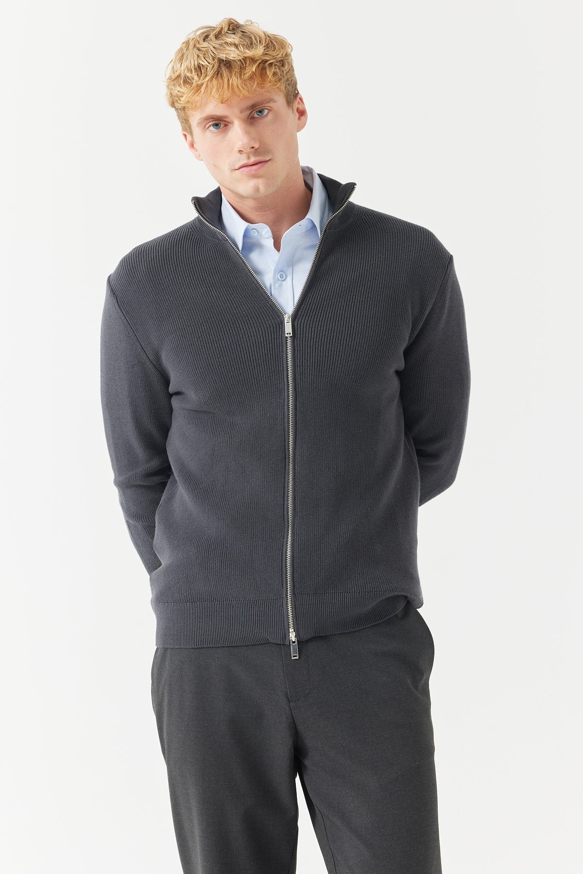 بلوزی چنراوی بۆ پیاوان