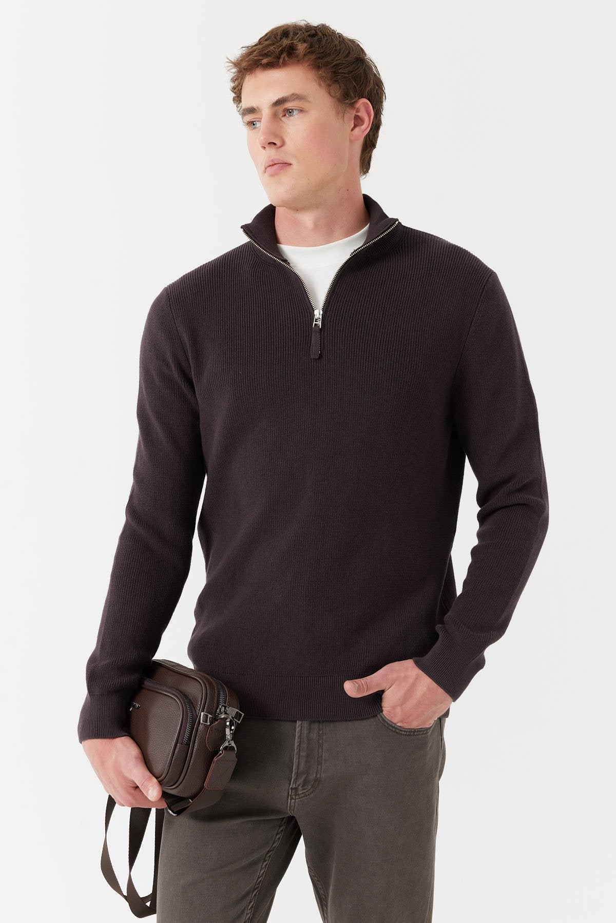 Erkek Dik Yaka Yarım Fermuarlı Triko Kazak