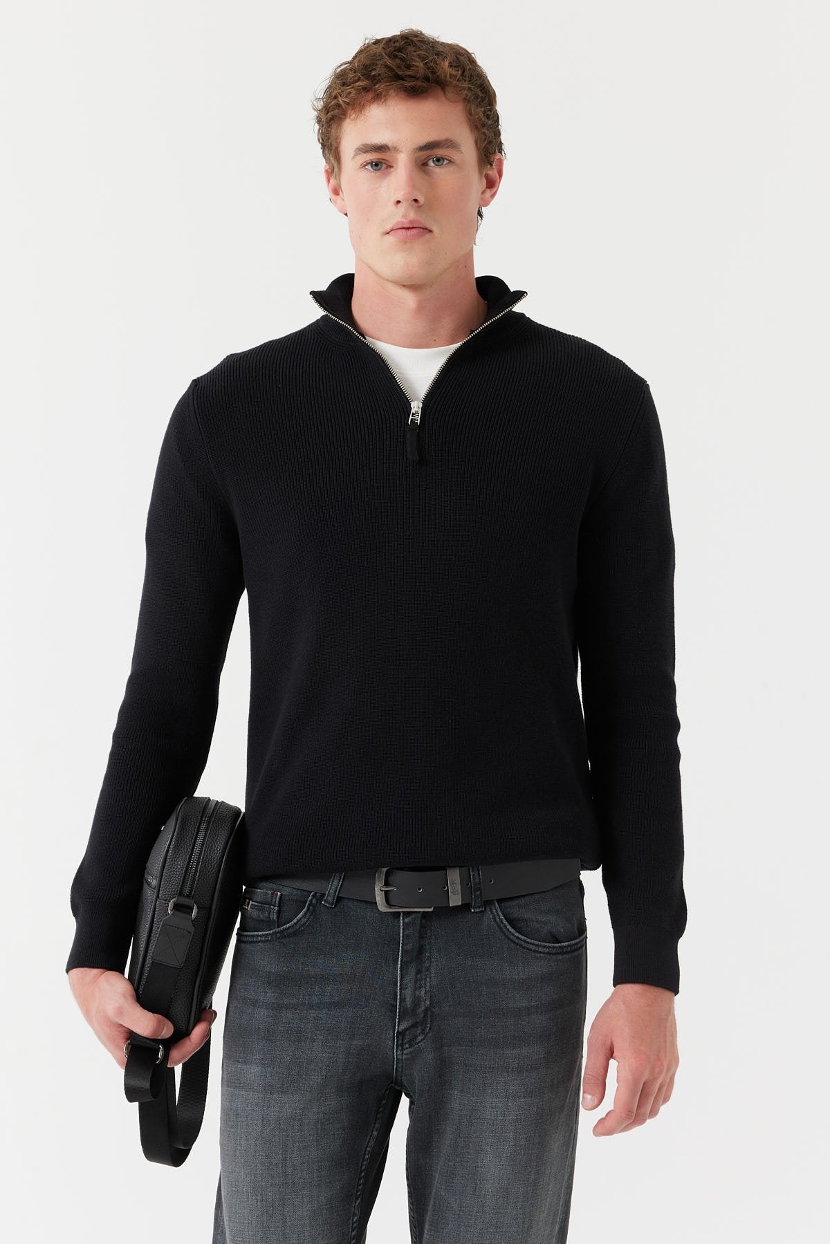 Erkek Dik Yaka Yarım Fermuarlı Triko Kazak