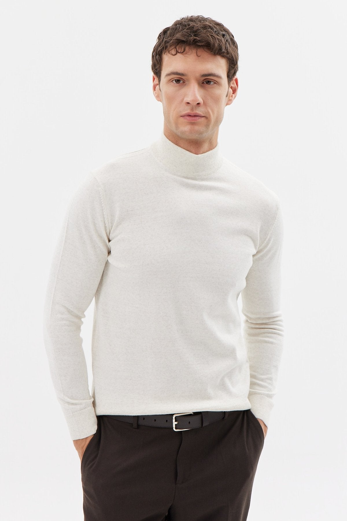 Erkek Yarım Balıkçı Yaka Örgü Kazak