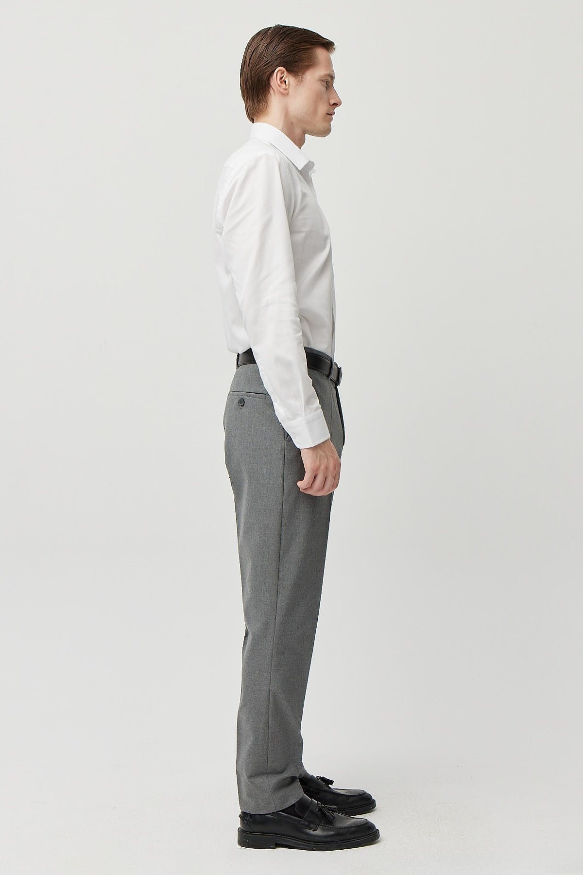 بنطلون رجالي من القماش الكلاسيكي