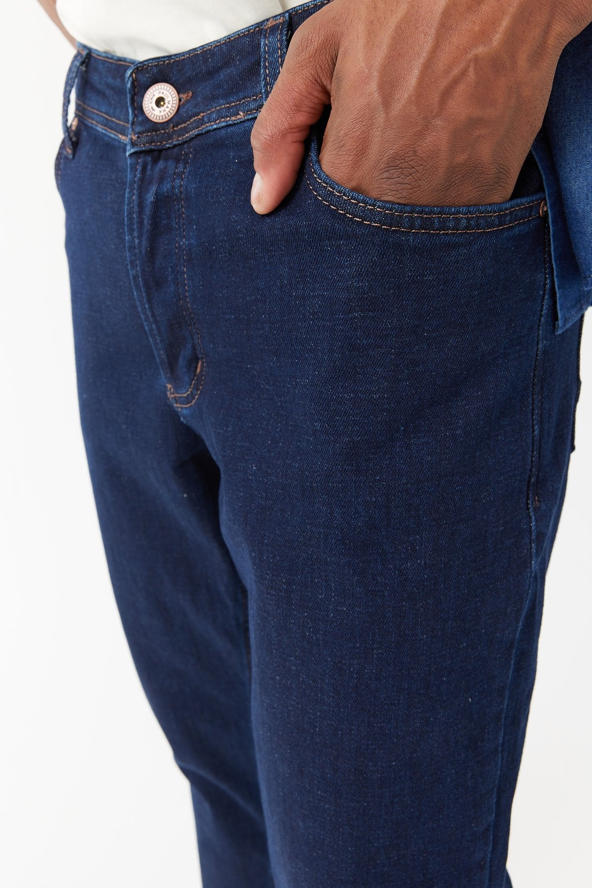 جينز رجالي ضيق