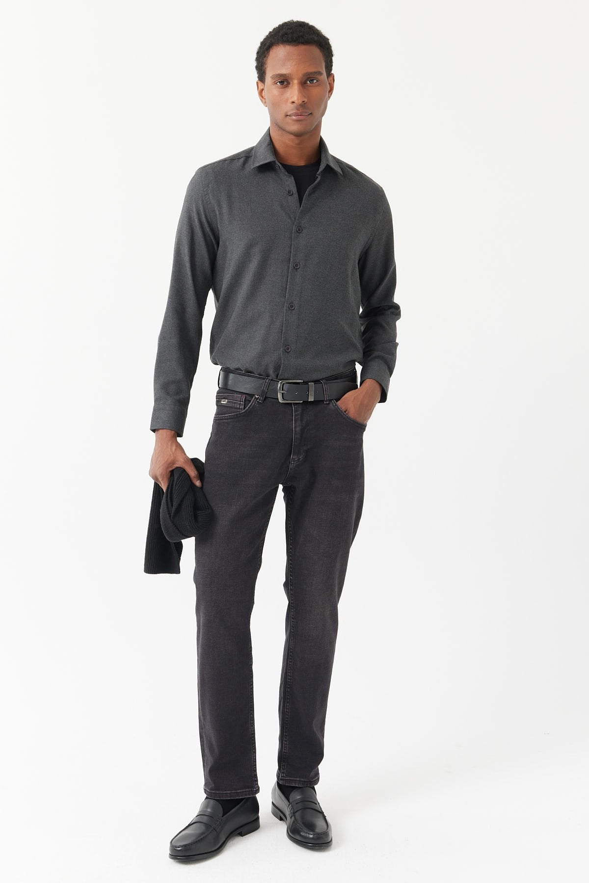 بنطلون جينز رجالي ضيق بخصر مرتفع