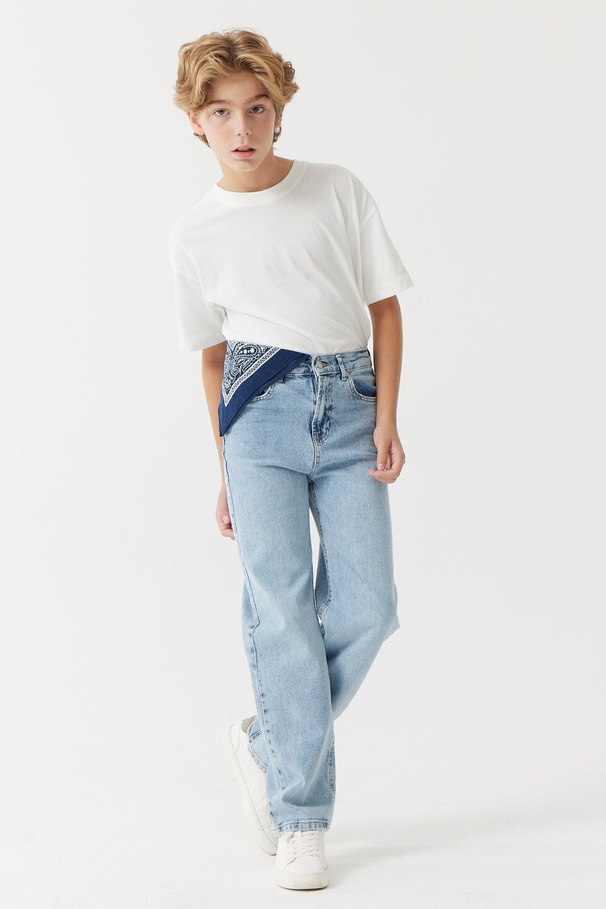 بنطال جينز مستقيم للأولاد