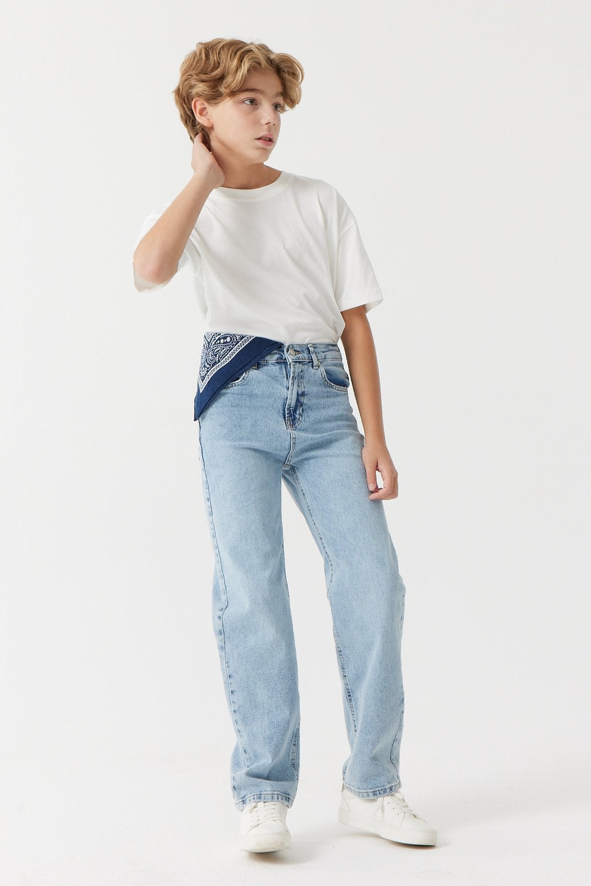 بنطال جينز مستقيم للأولاد