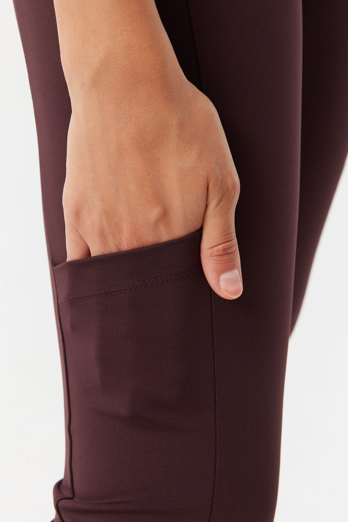 گیرفانی خانمان بە وردی لینجی