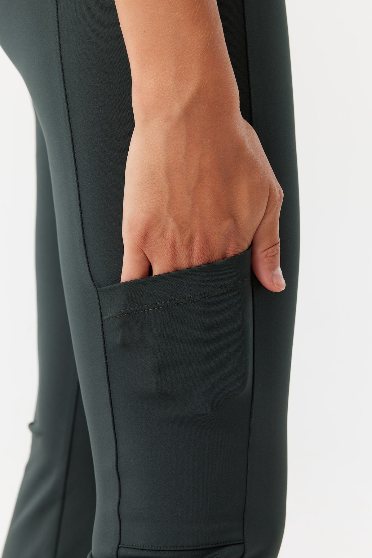 گیرفانی خانمان بە وردی لینجی