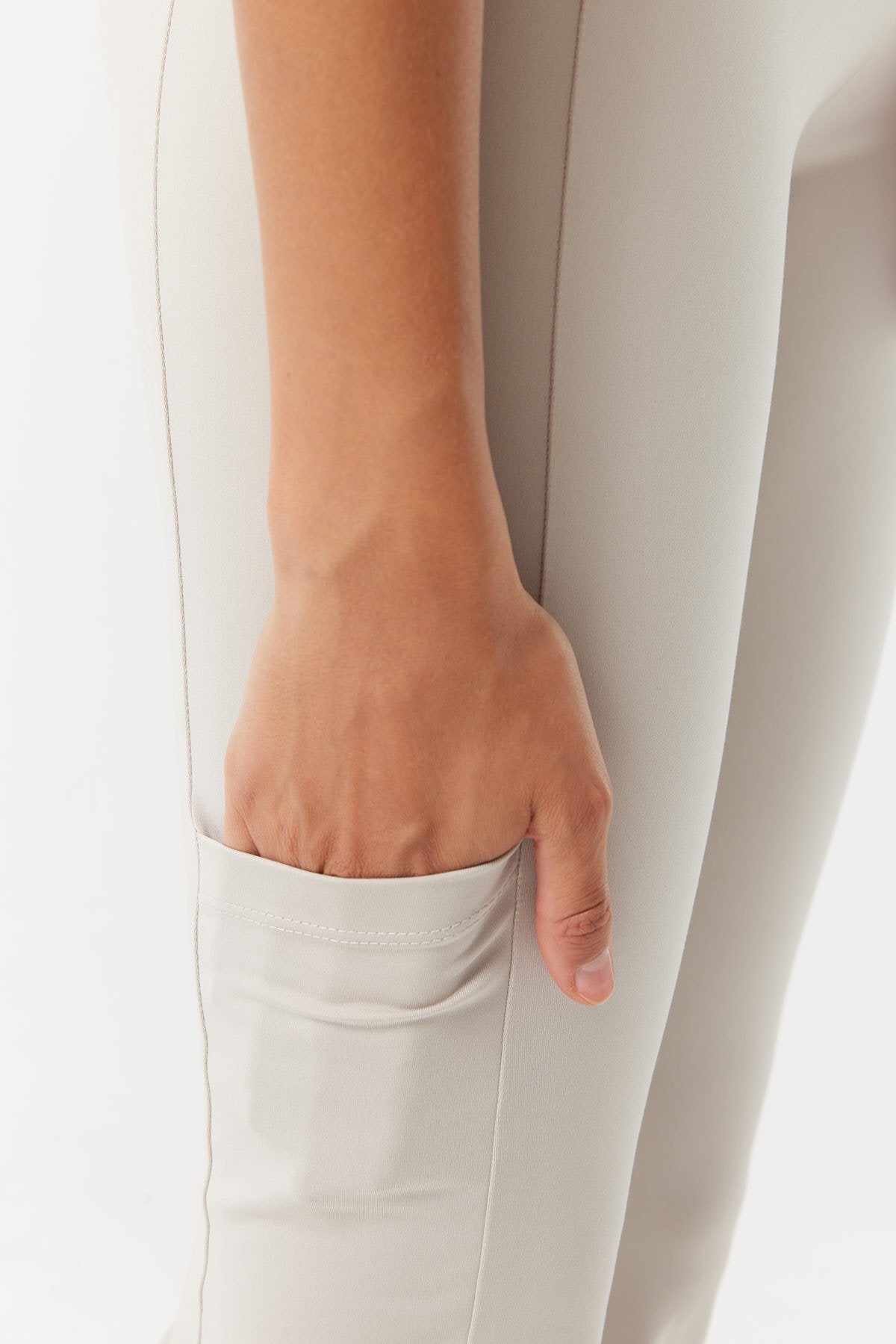 گیرفانی خانمان بە وردی لینجی