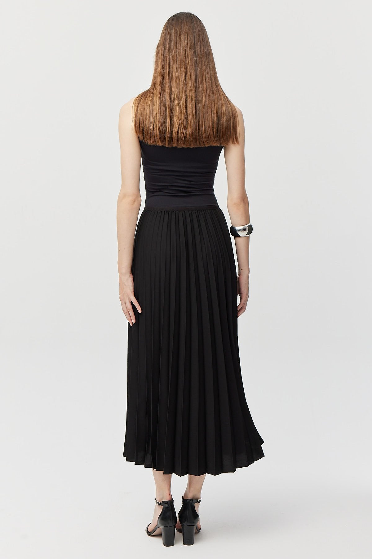 تەنووری پلیتی ئافرەتان