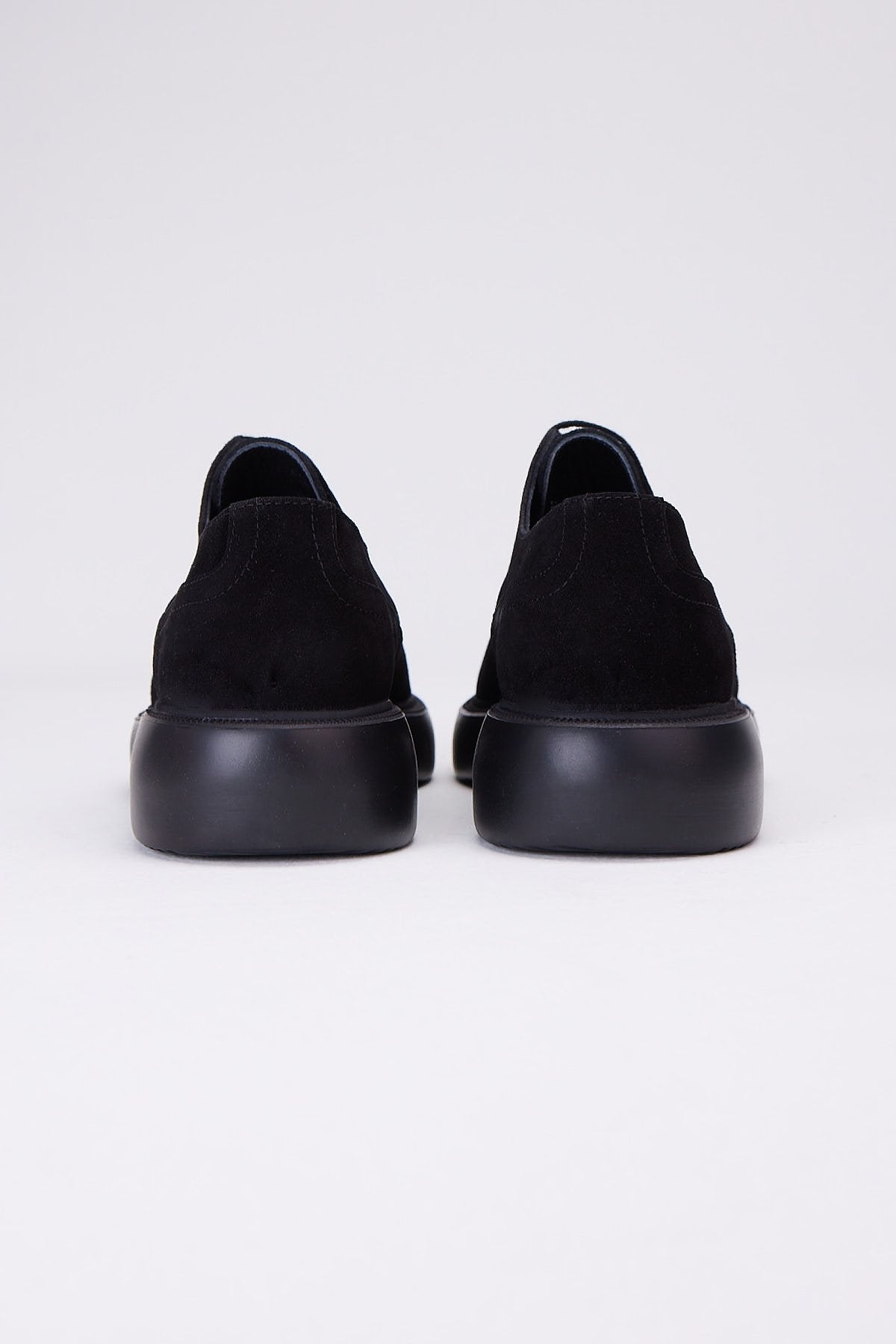 أحذية جلدية كاجوال