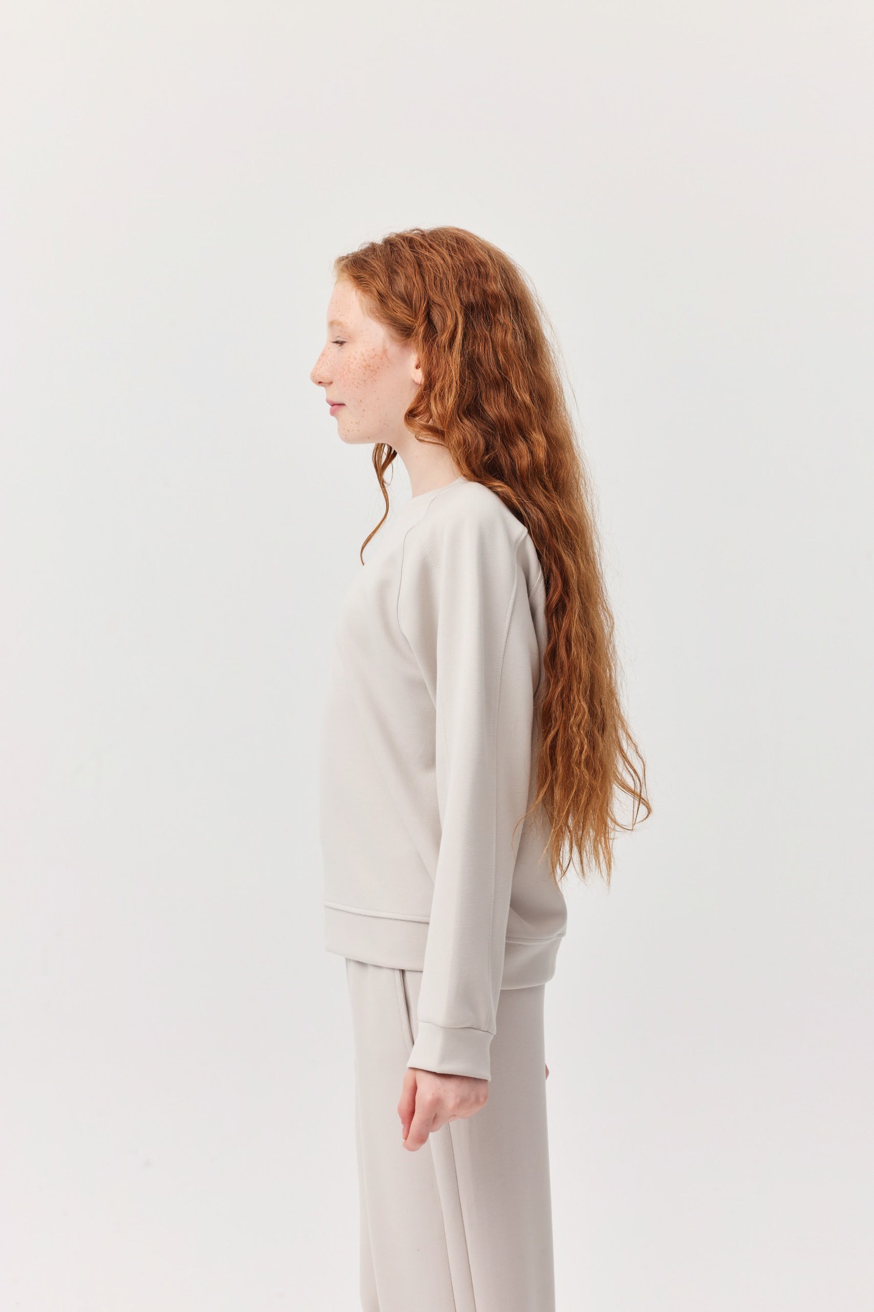 Kız Yazılı Detaylı Eşofman Üstü