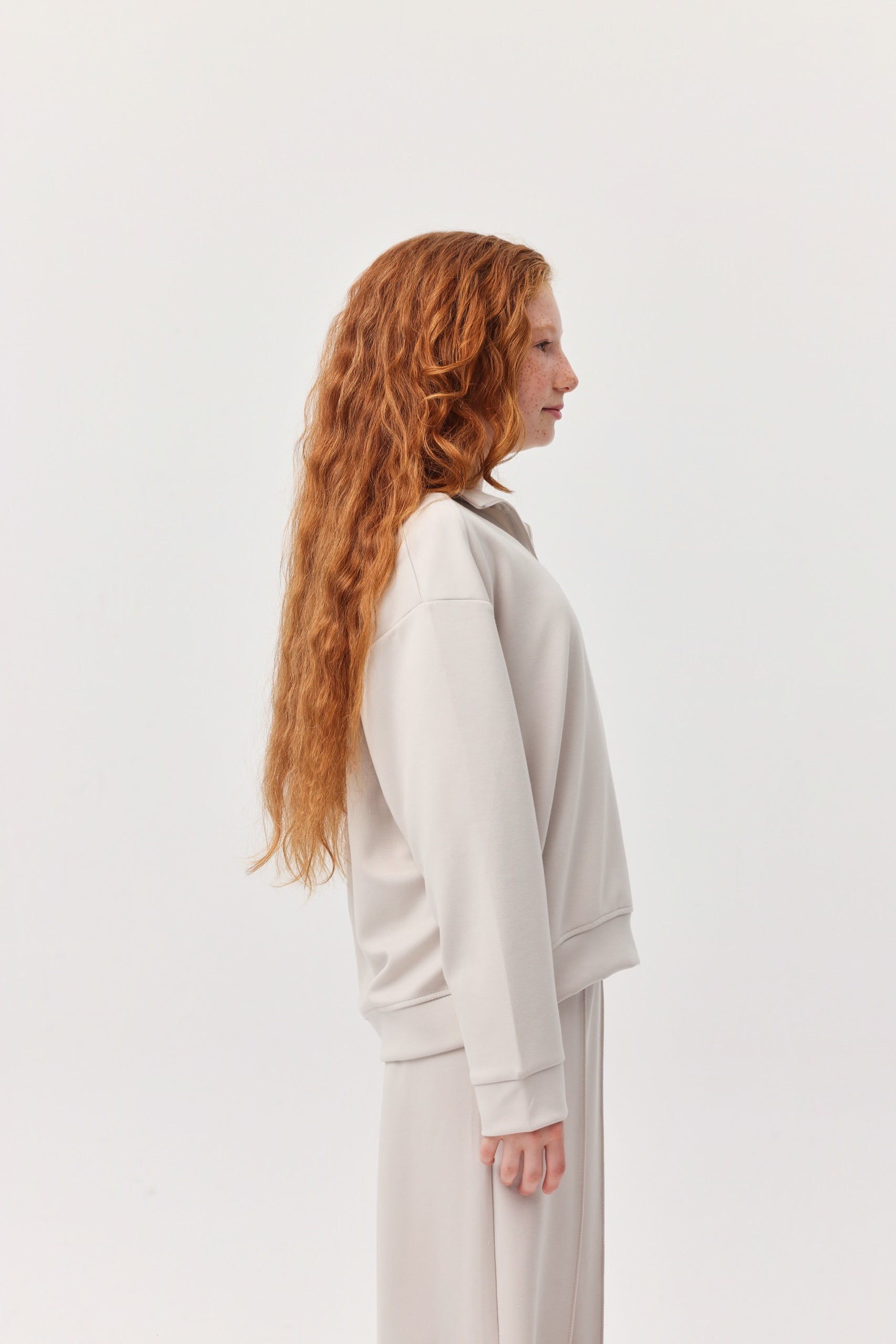 Kız Yaka Detaylı Eşofman Üstü