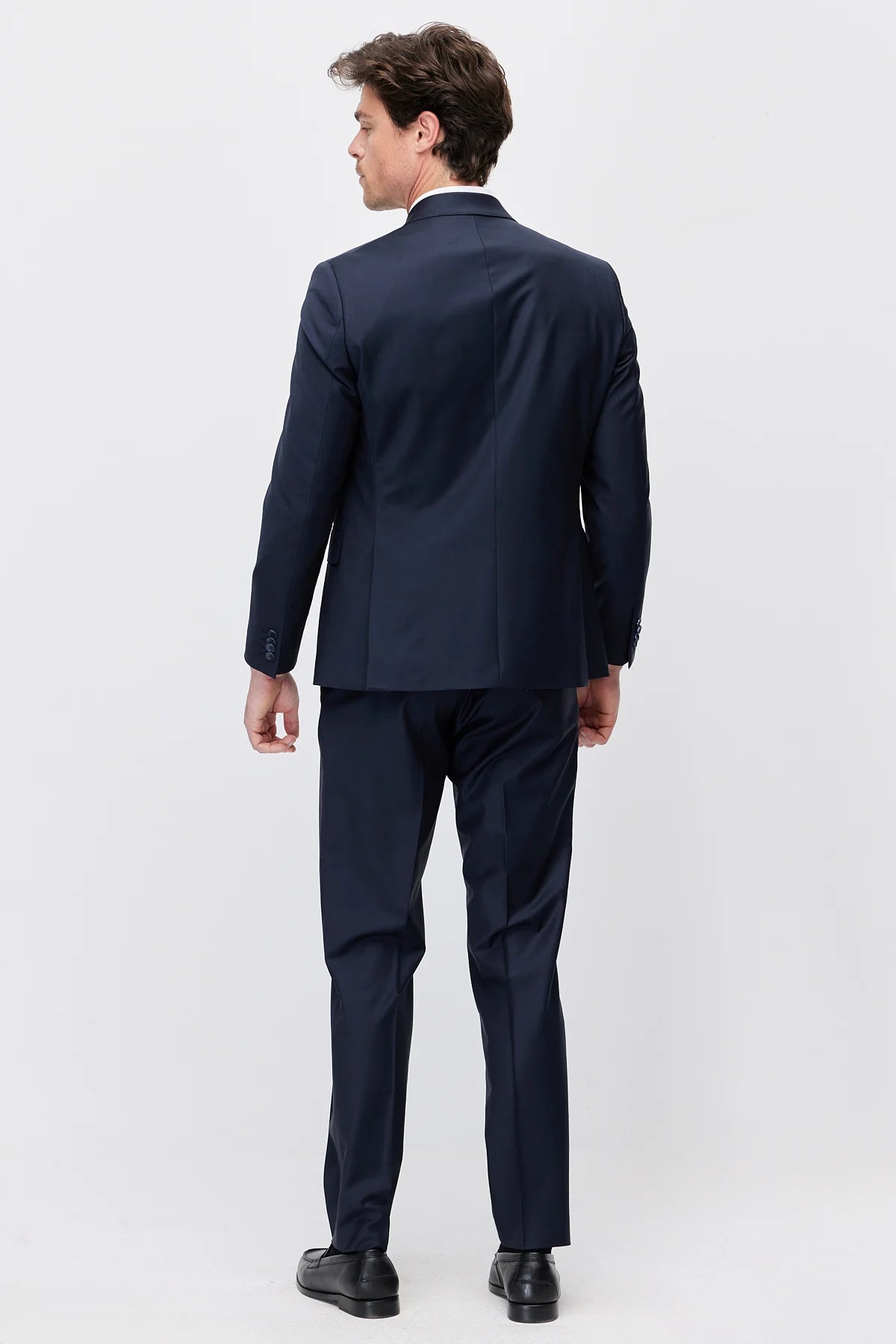 Men's Classic Fit Suit
