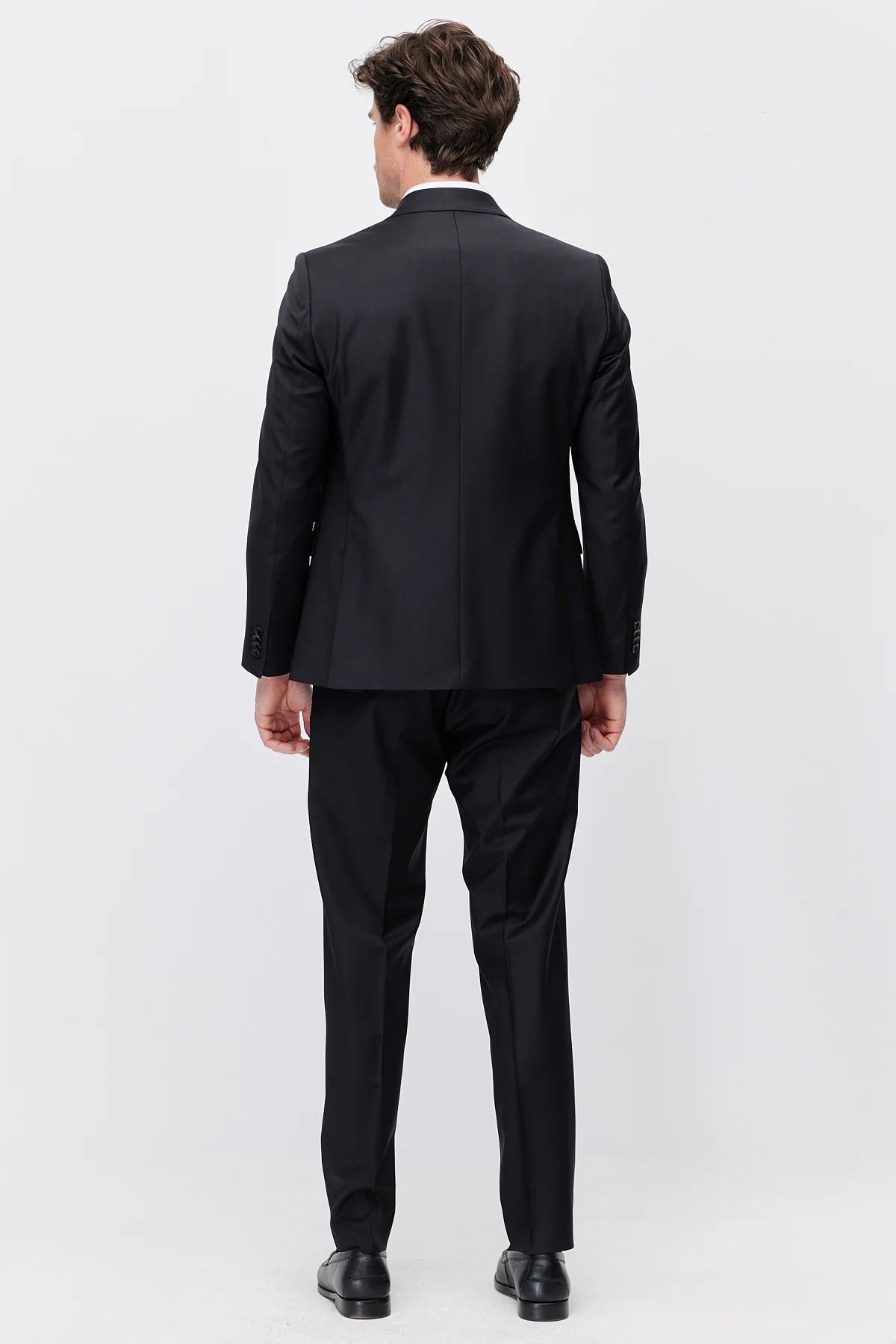 Men's Classic Fit Suit