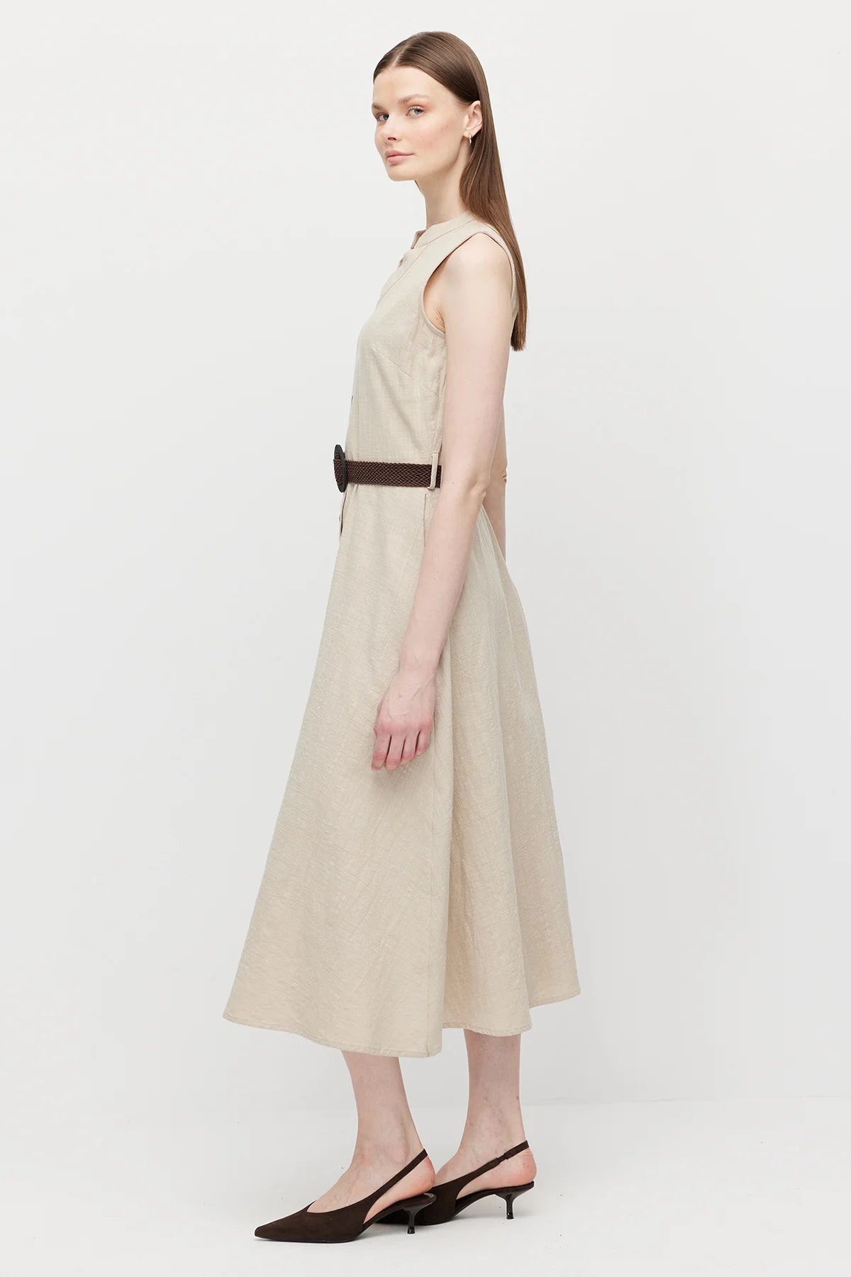 Women's Sleeveless Dress with Belt Detail