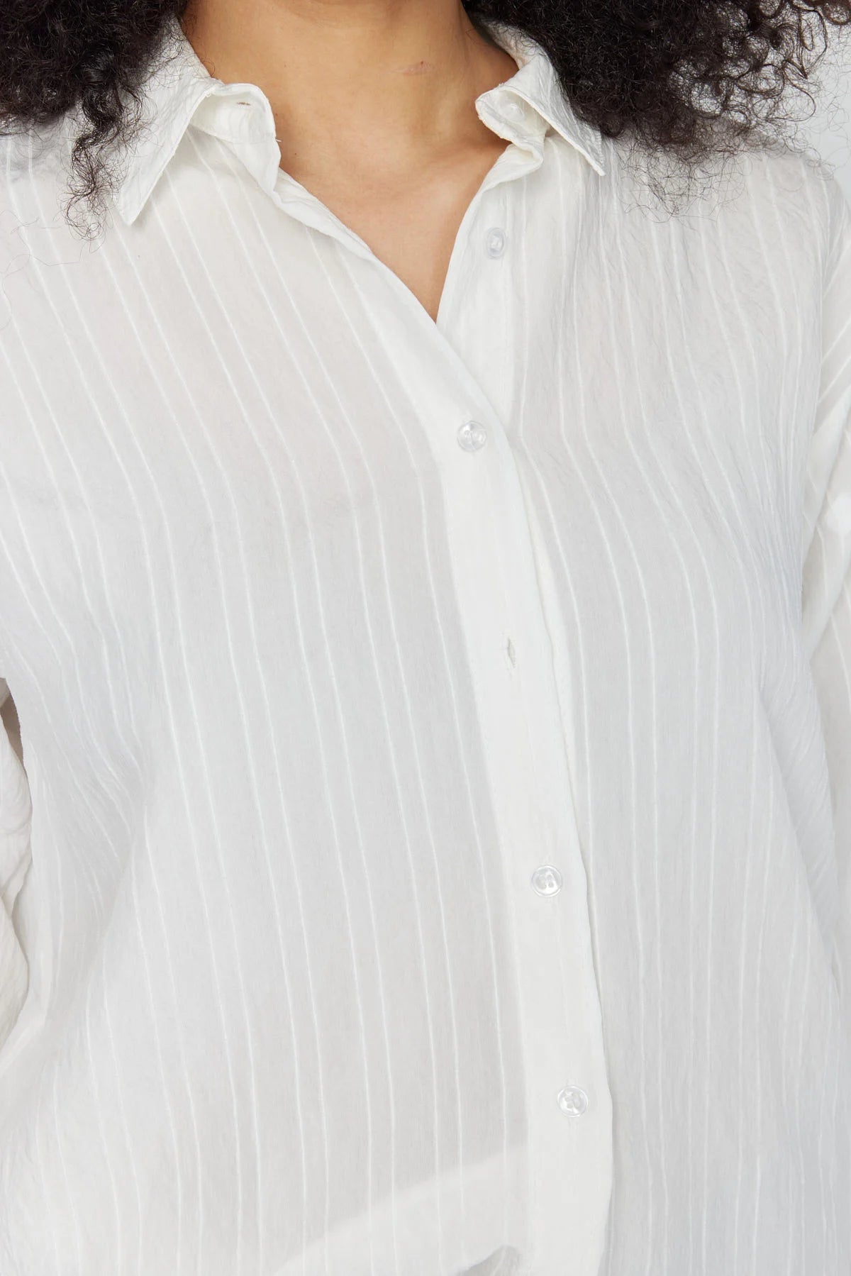 کراسێکی ڕەنگاوڕەنگی ئافرەتان