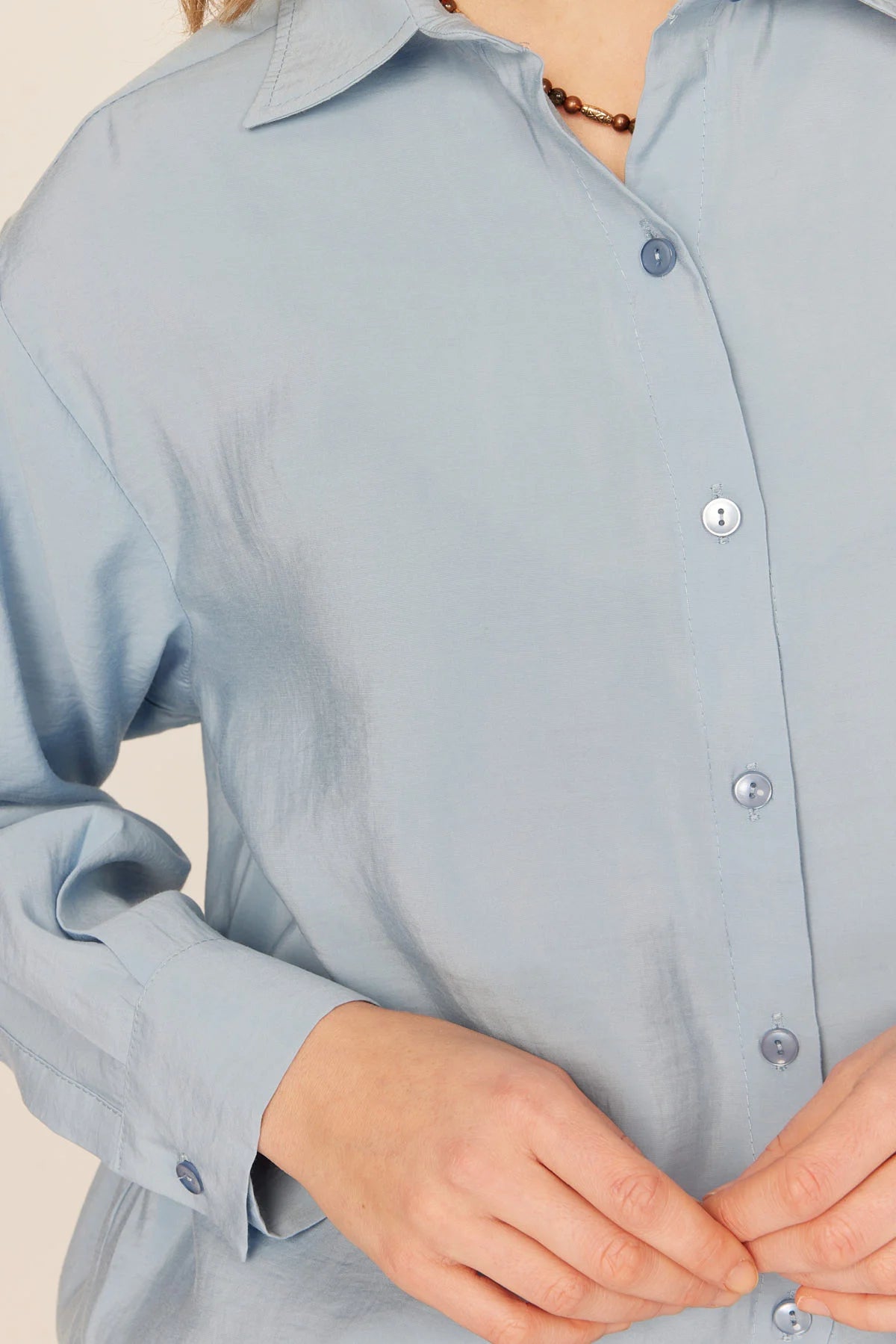 کراسێکی نەرم و ڕەنگی ئافرەتان