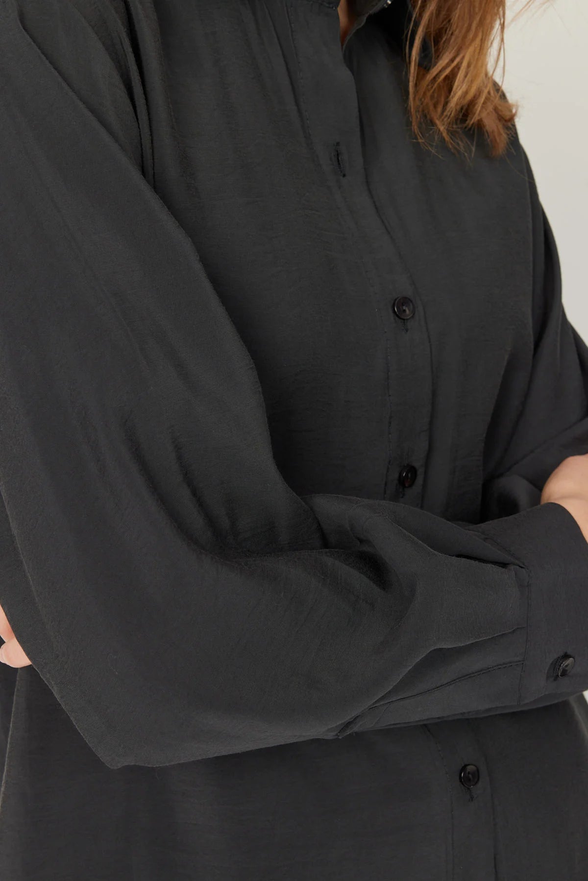 کراسێکی نەرم و ڕەنگی ئافرەتان