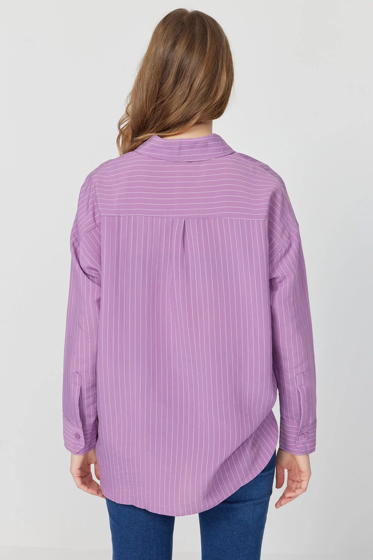 کراسێکی ڕەنگاوڕەنگی ئافرەتان