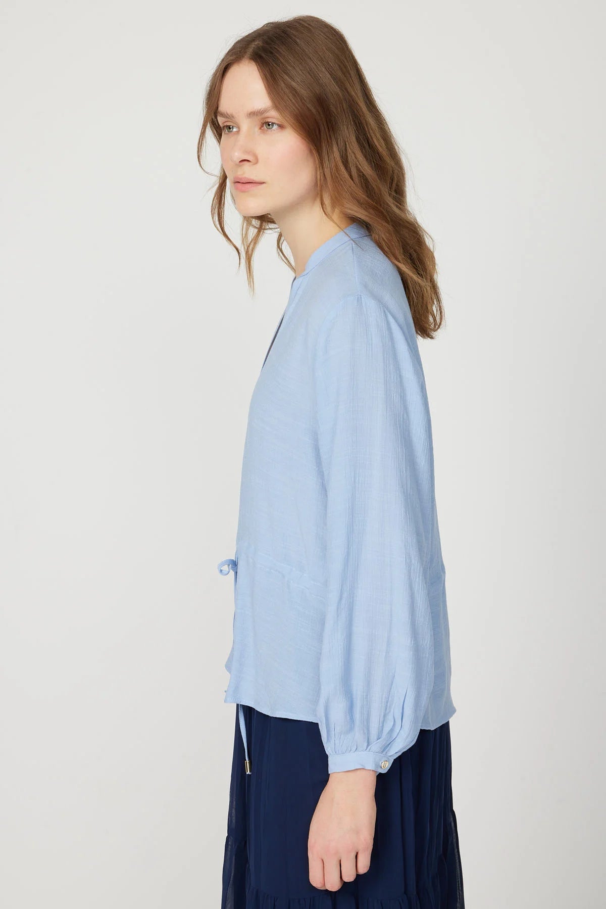 بلوزی کەمەر بە کۆلارە ماندارین بۆ ئافرەتان 