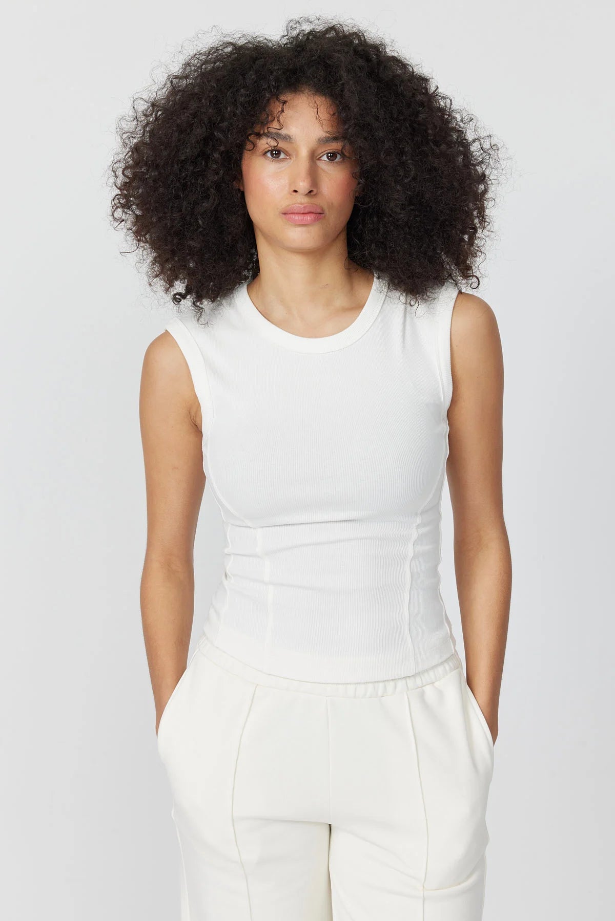 بلوزی بە پلیتی ئافرەتان