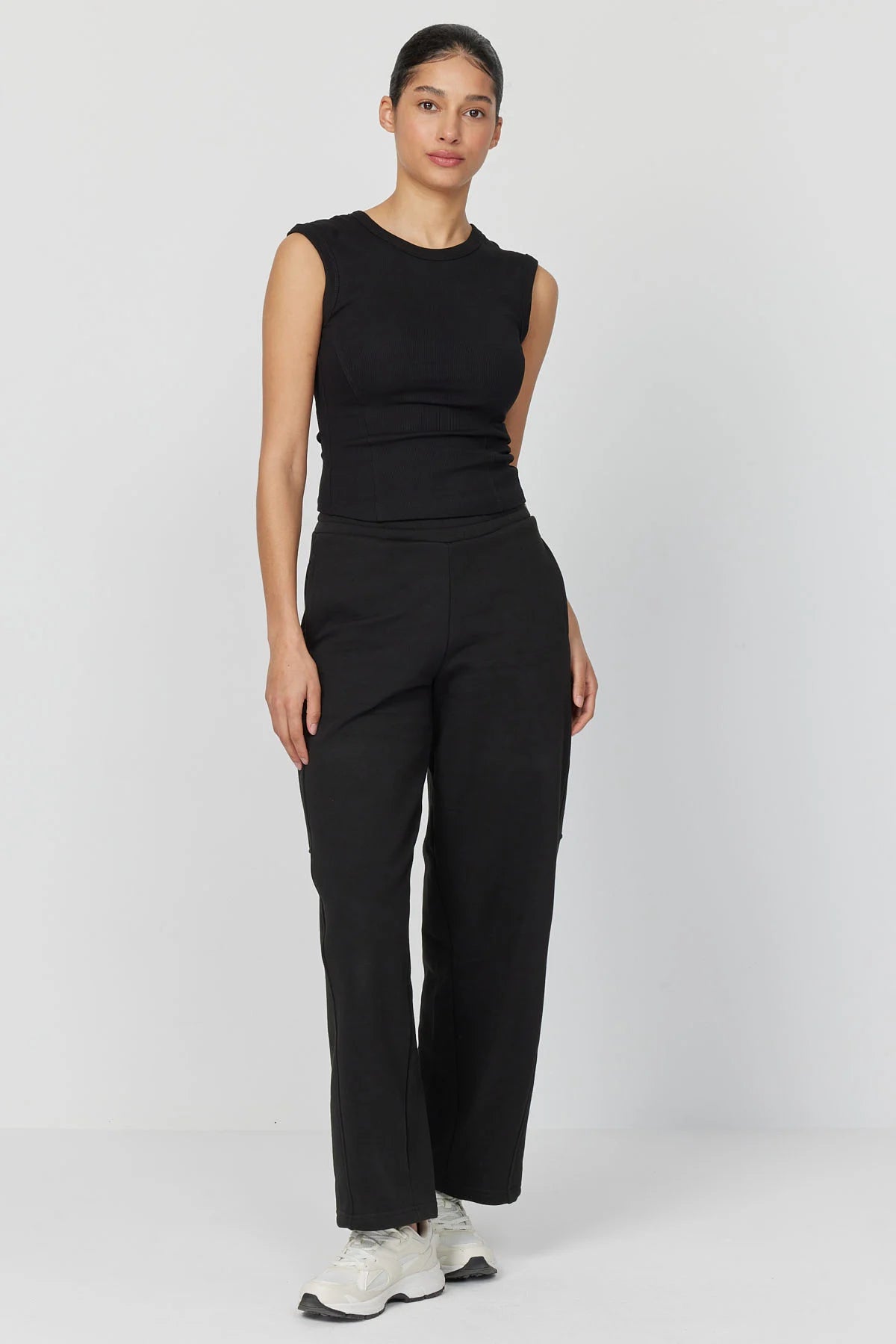 بلوزی بە پلیتی ئافرەتان