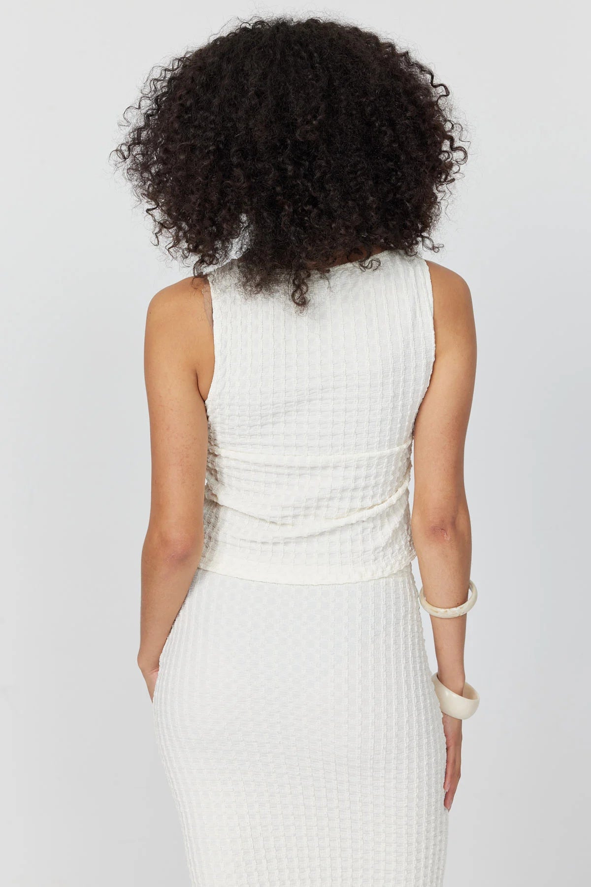 بلوزی ڕەنگاوڕەنگی ئافرەتان