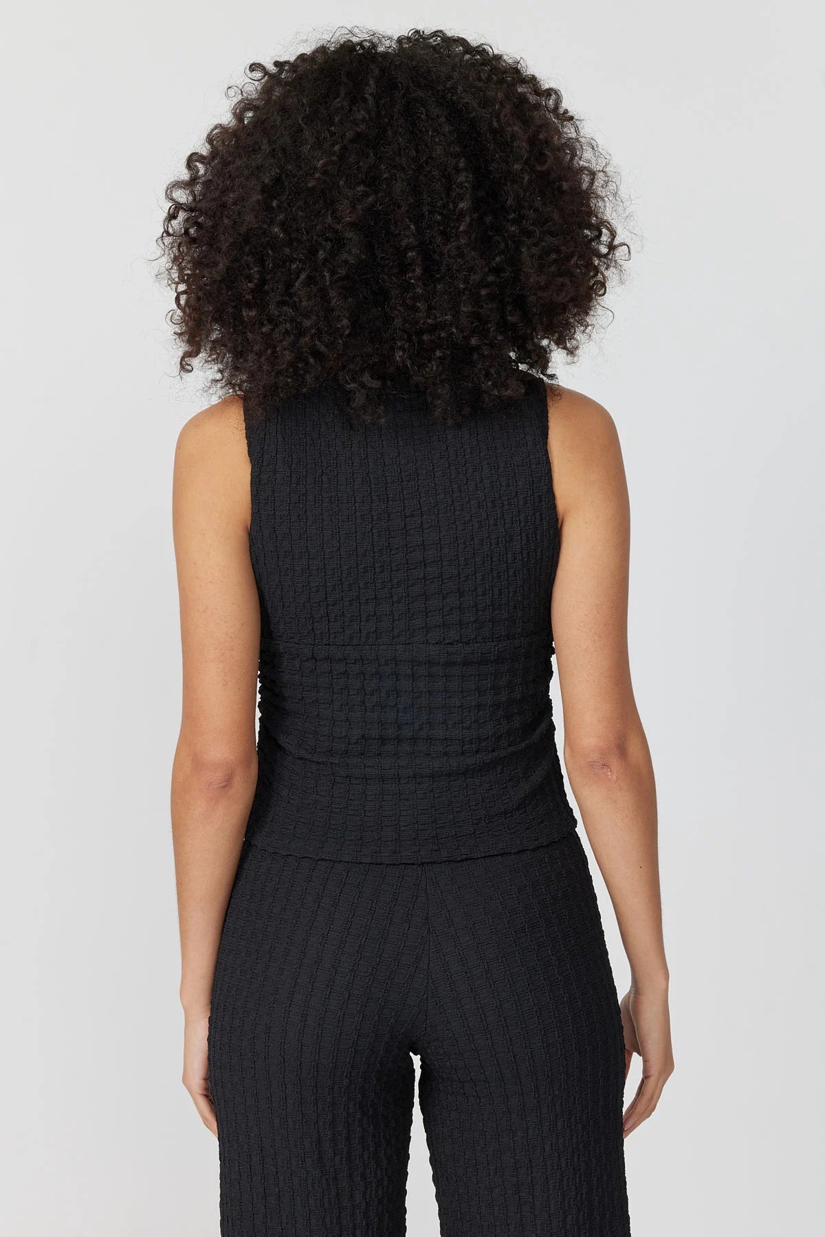 بلوزی ڕەنگاوڕەنگی ئافرەتان