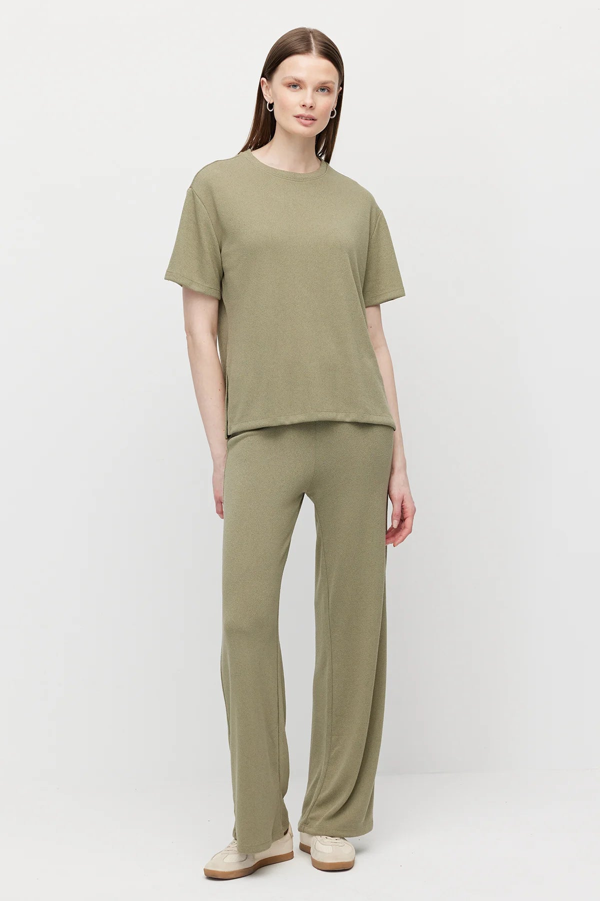 Women's Crew Neck Oversize Blouse with Side Slits