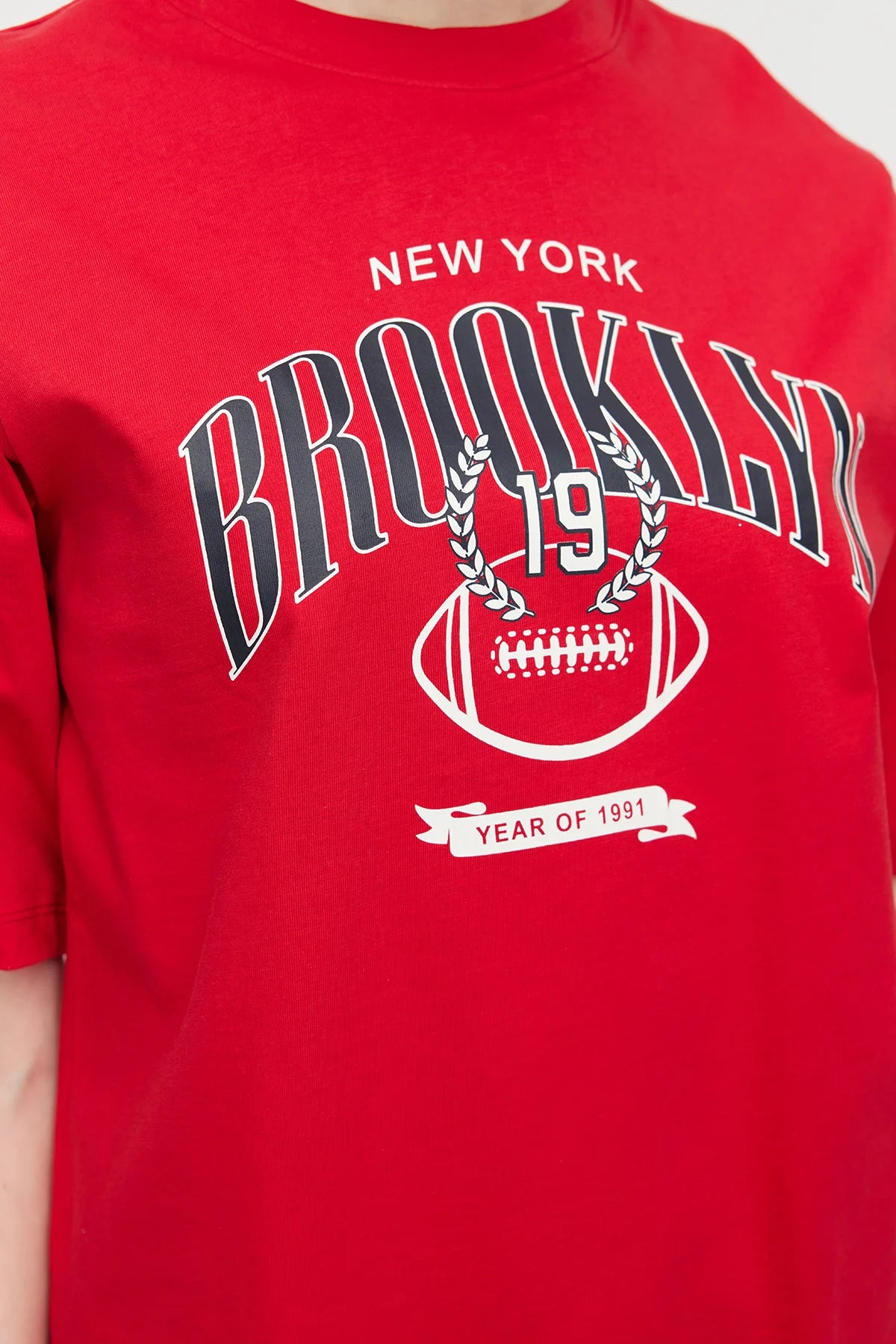 Women's Crew Neck Printed Oversize T-Shirt