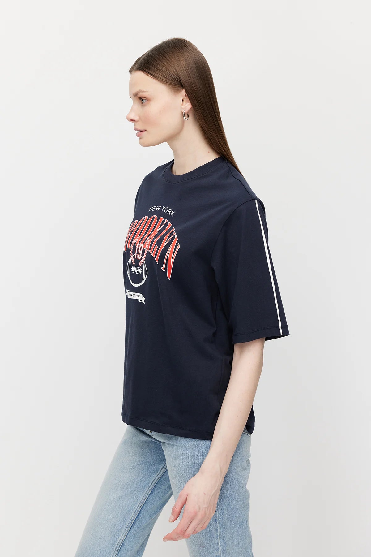 Women's Crew Neck Printed Oversize T-Shirt