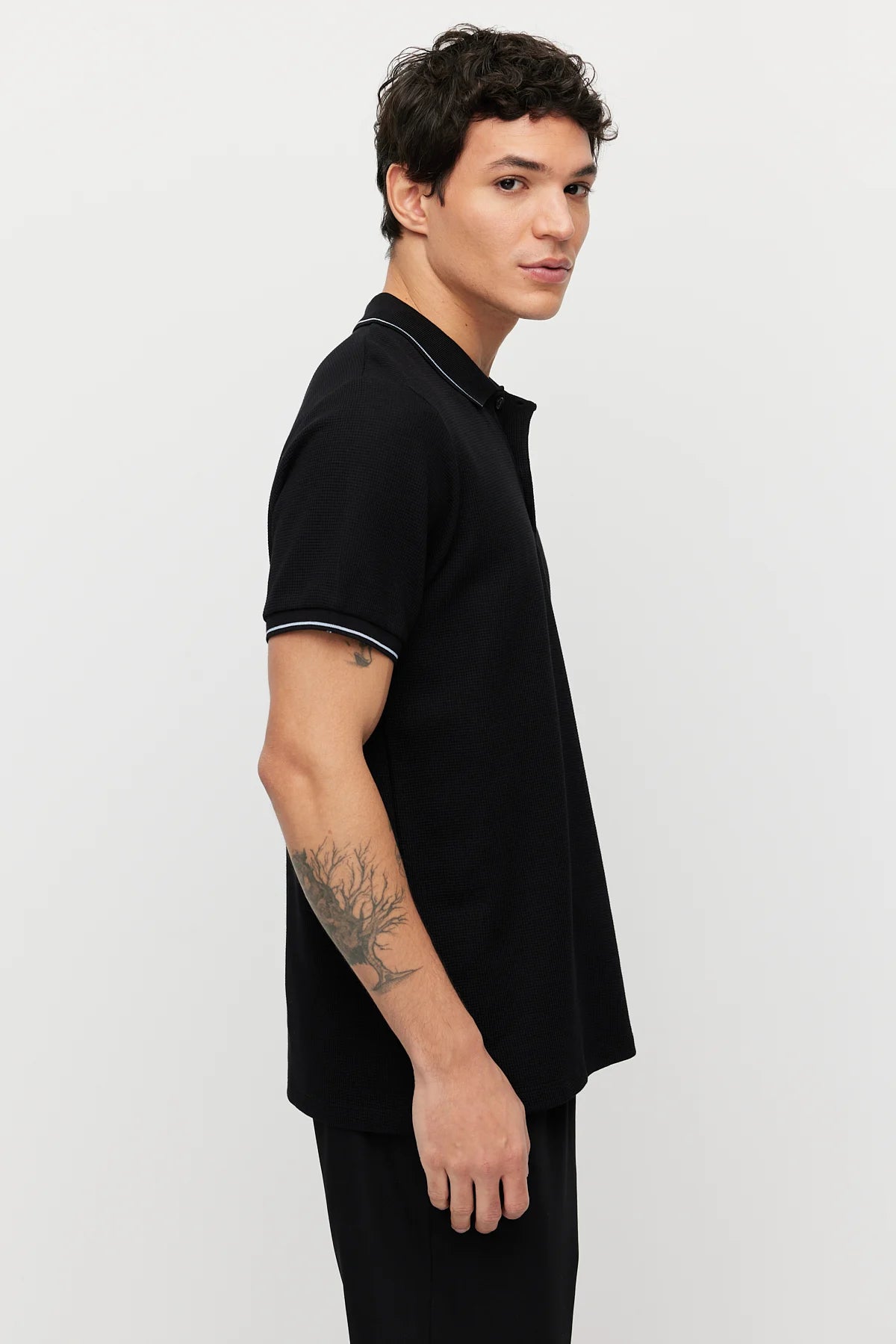 Men's Contrast Stitch Polo Collar T-shirt