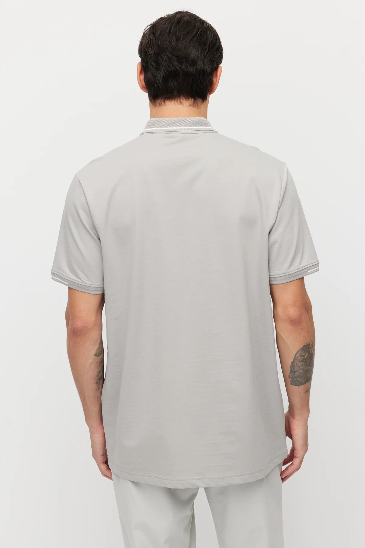 Men's Button-Down Collar T-shirt with Contrasting Color Details