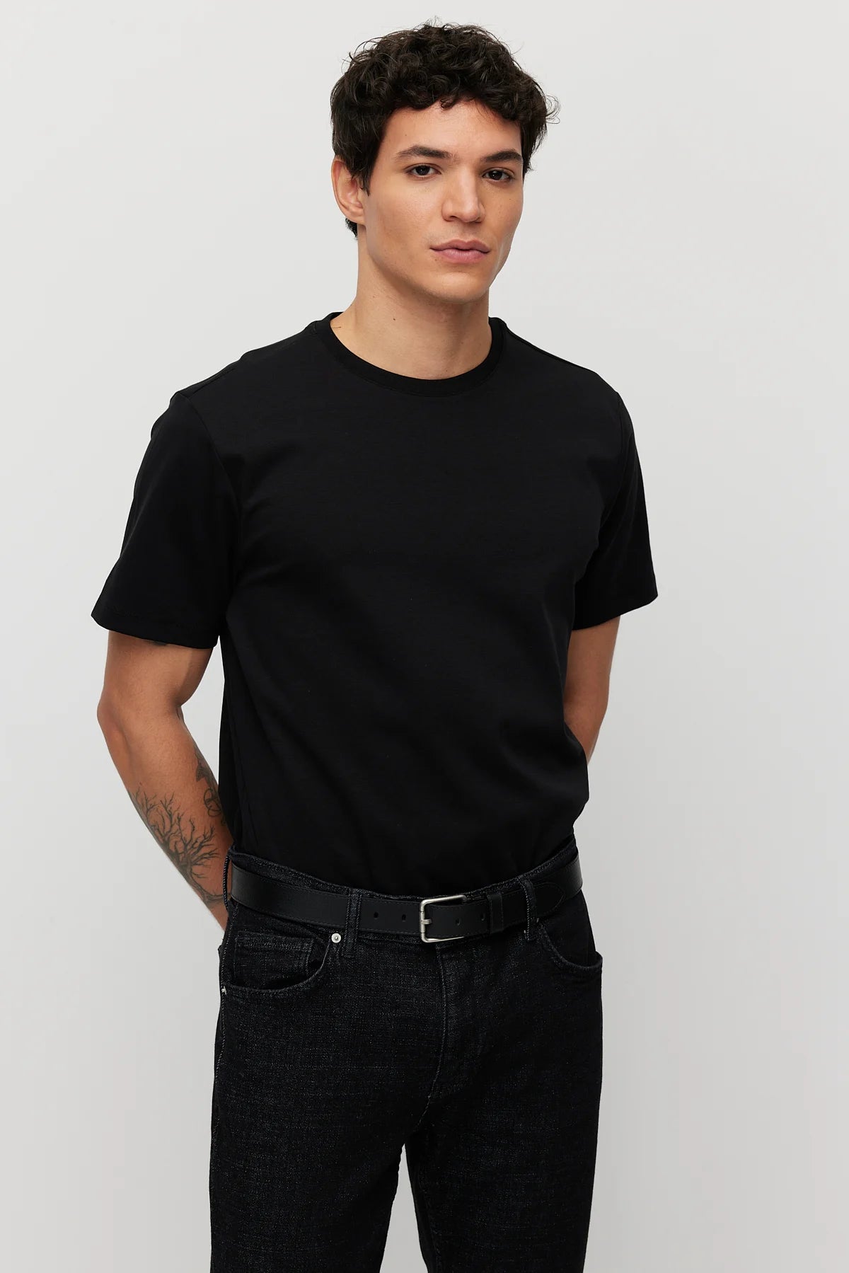 Men's Crew Neck Basic T-shirt