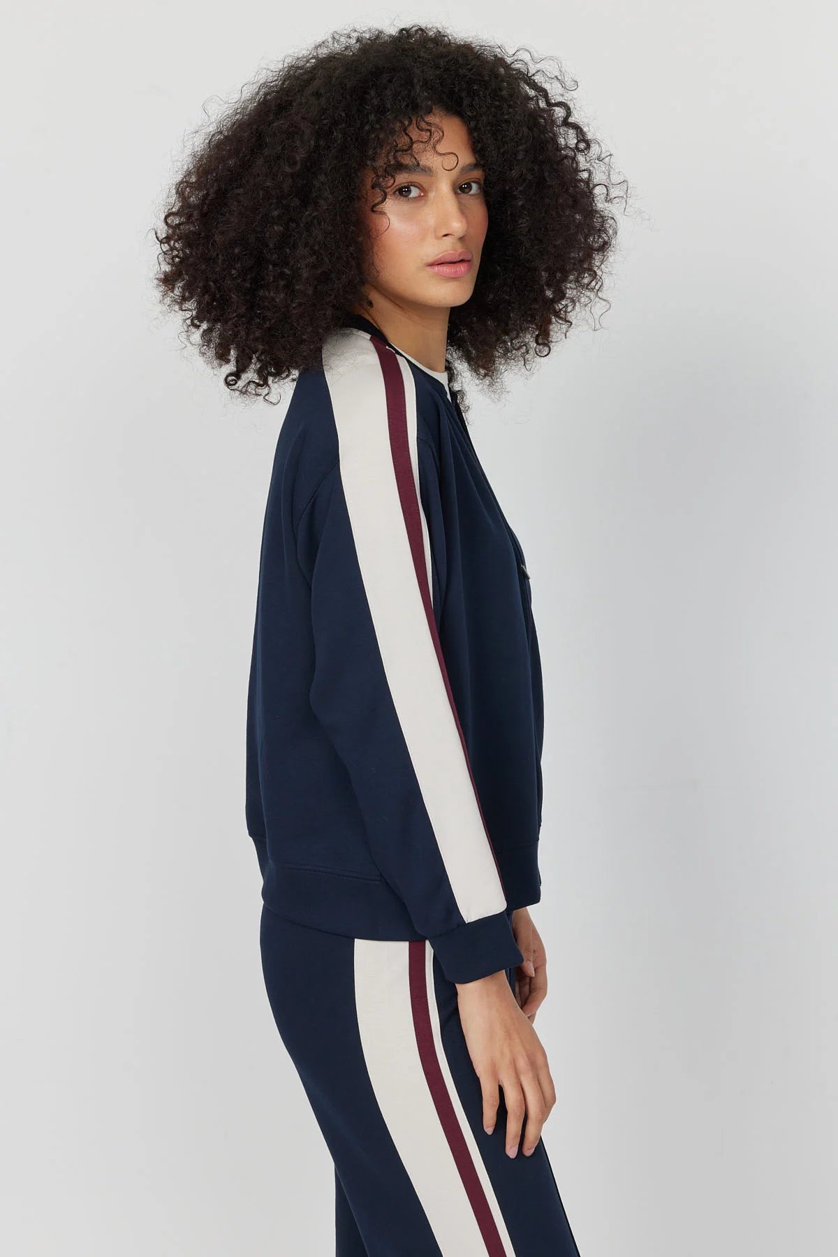 Kadın Hakim Yaka Sweatshirt