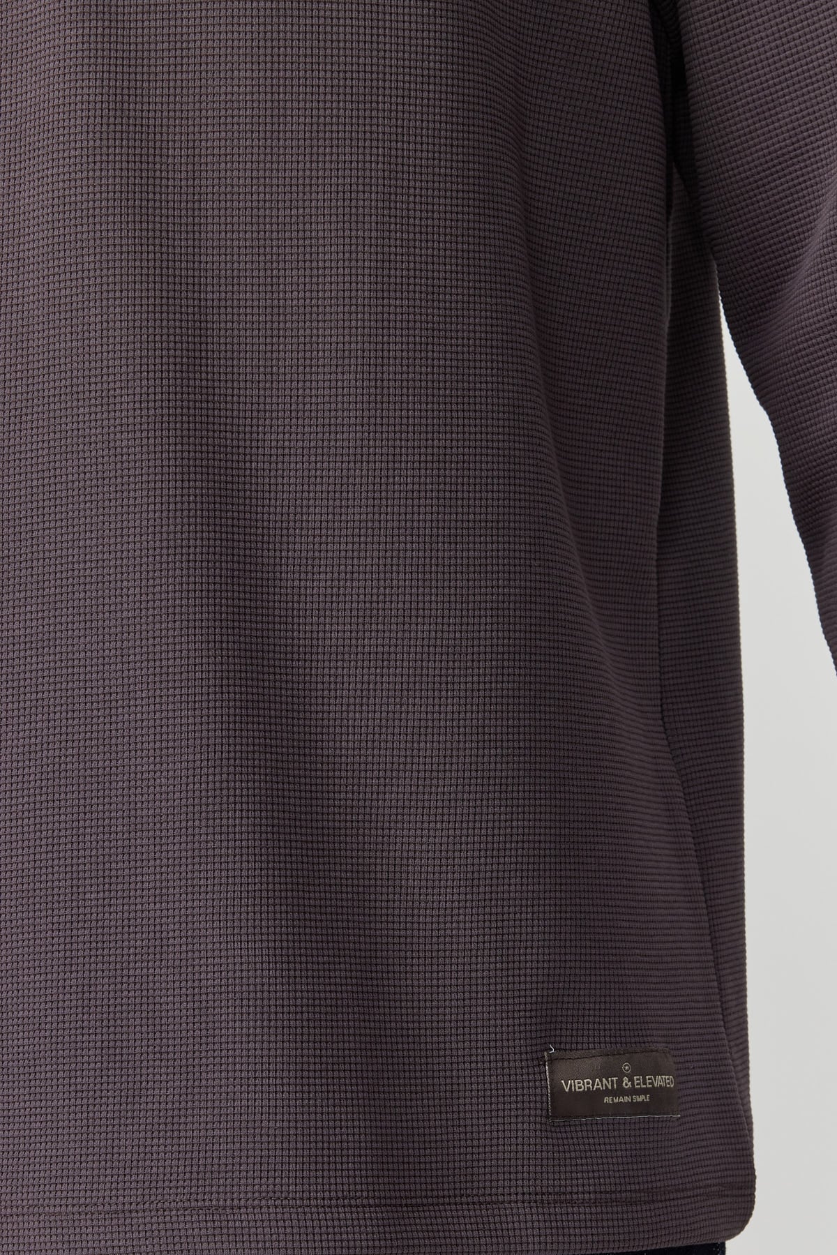 سویتشێرتێکی بنەڕەتی پیاوان