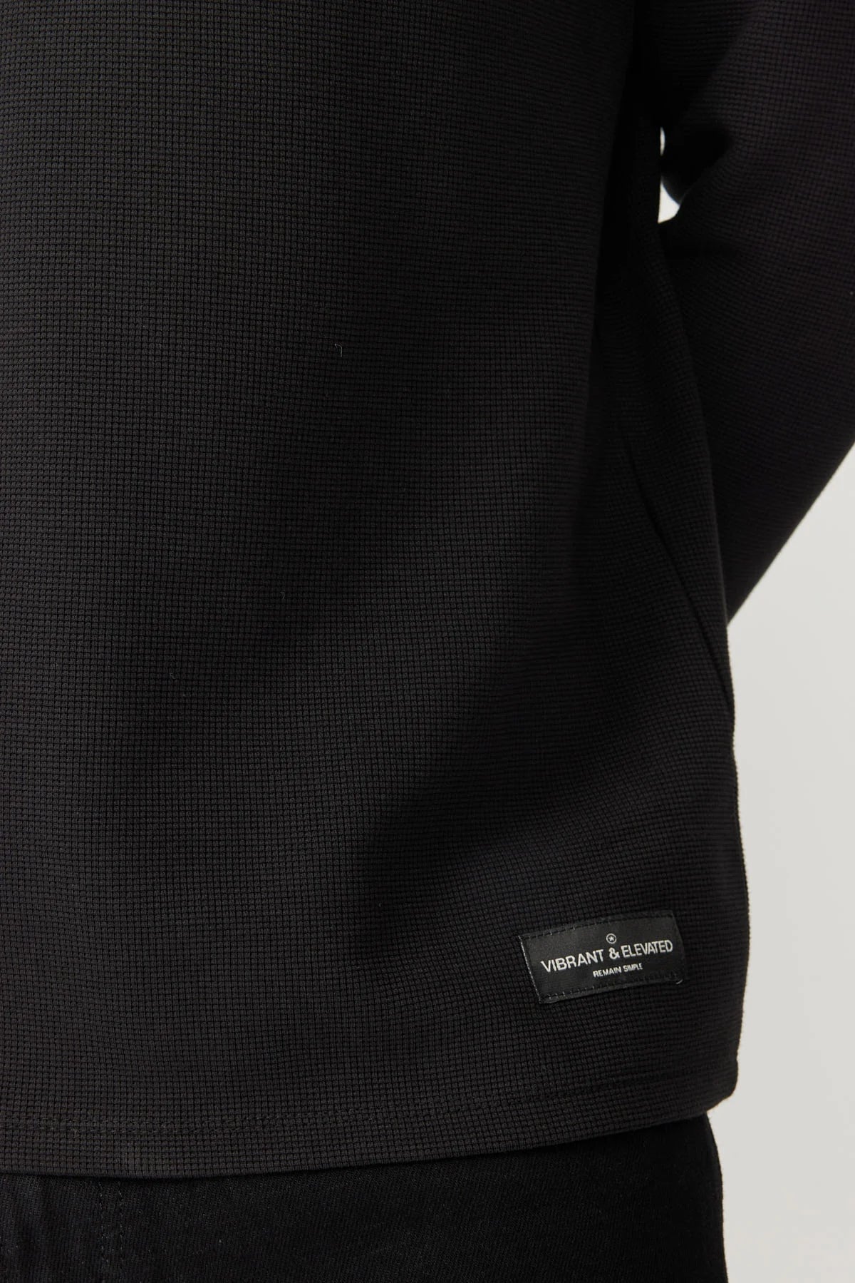 سویتشێرتێکی بنەڕەتی پیاوان