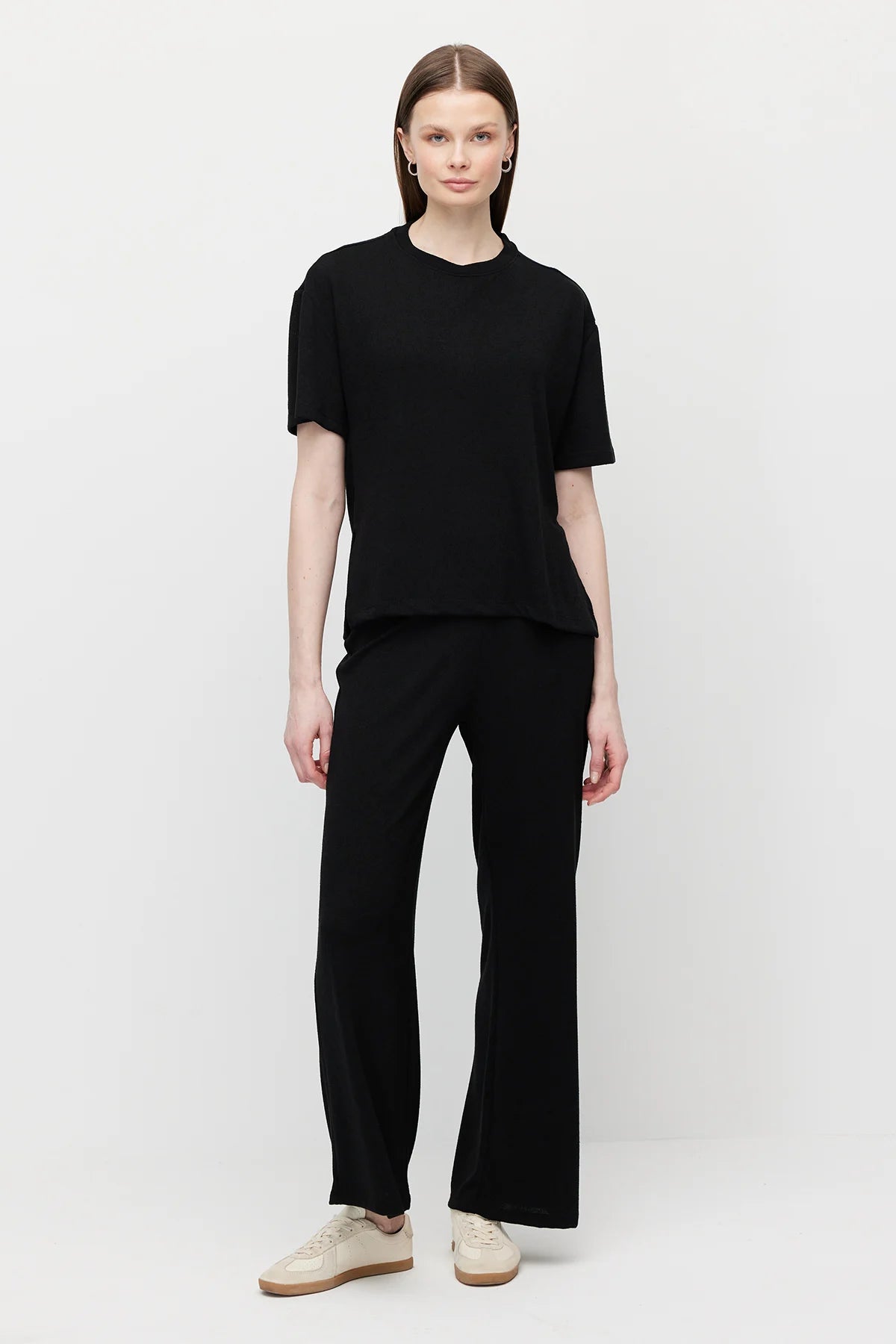 Women's Elastic Waist Relaxed Fit Textured Trousers