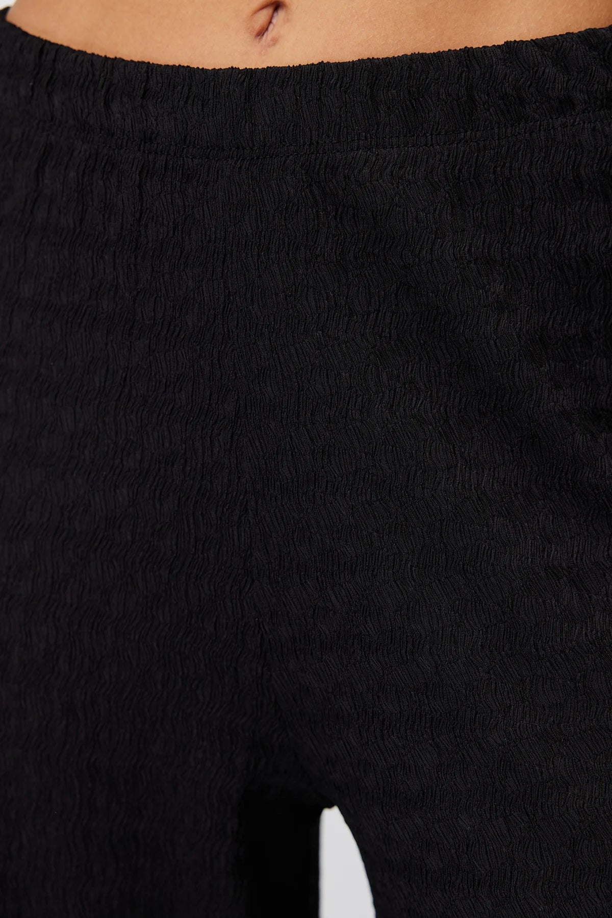 Women's Textured Pants with Elastic Waistband