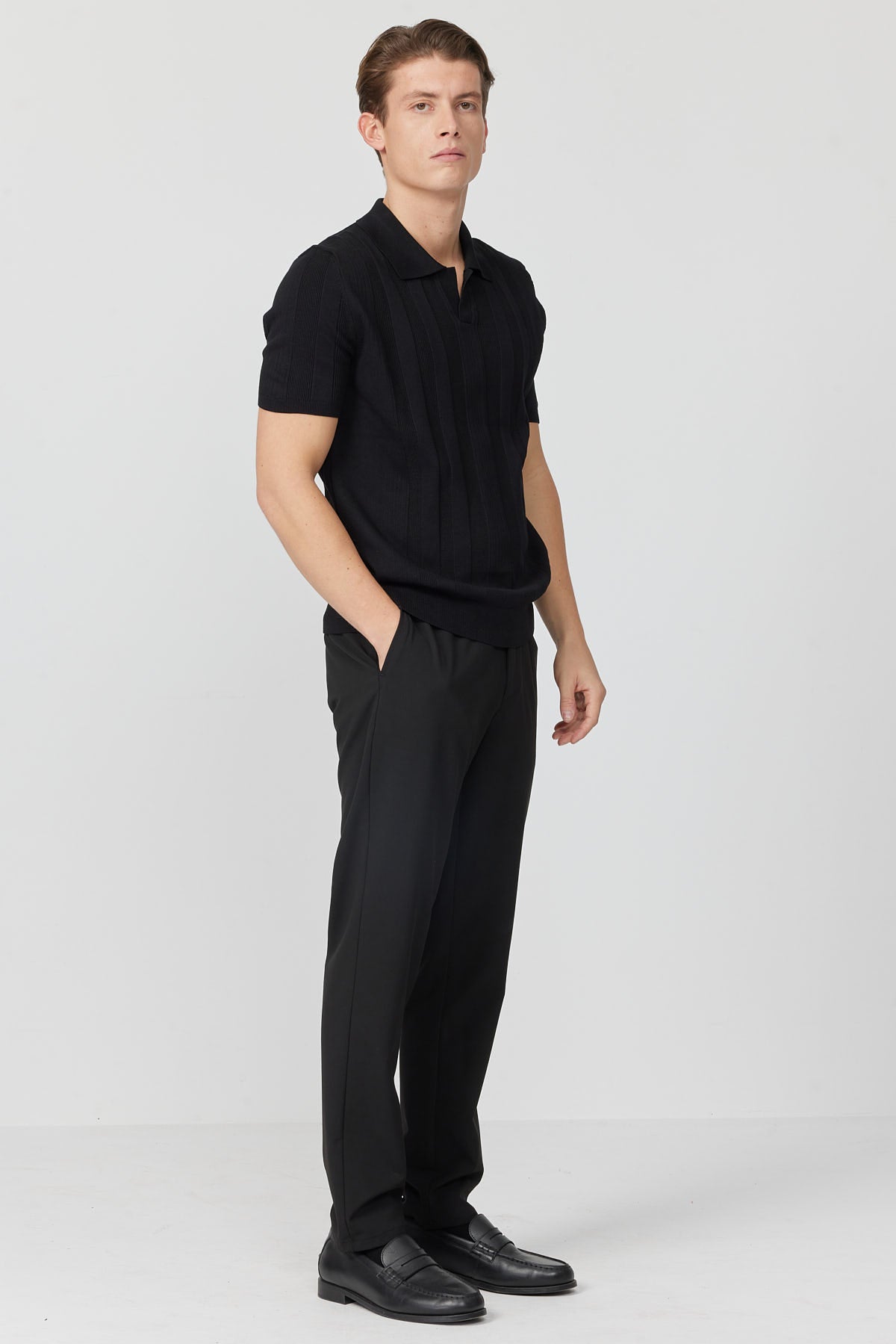 پانتۆڵی  پیاوان