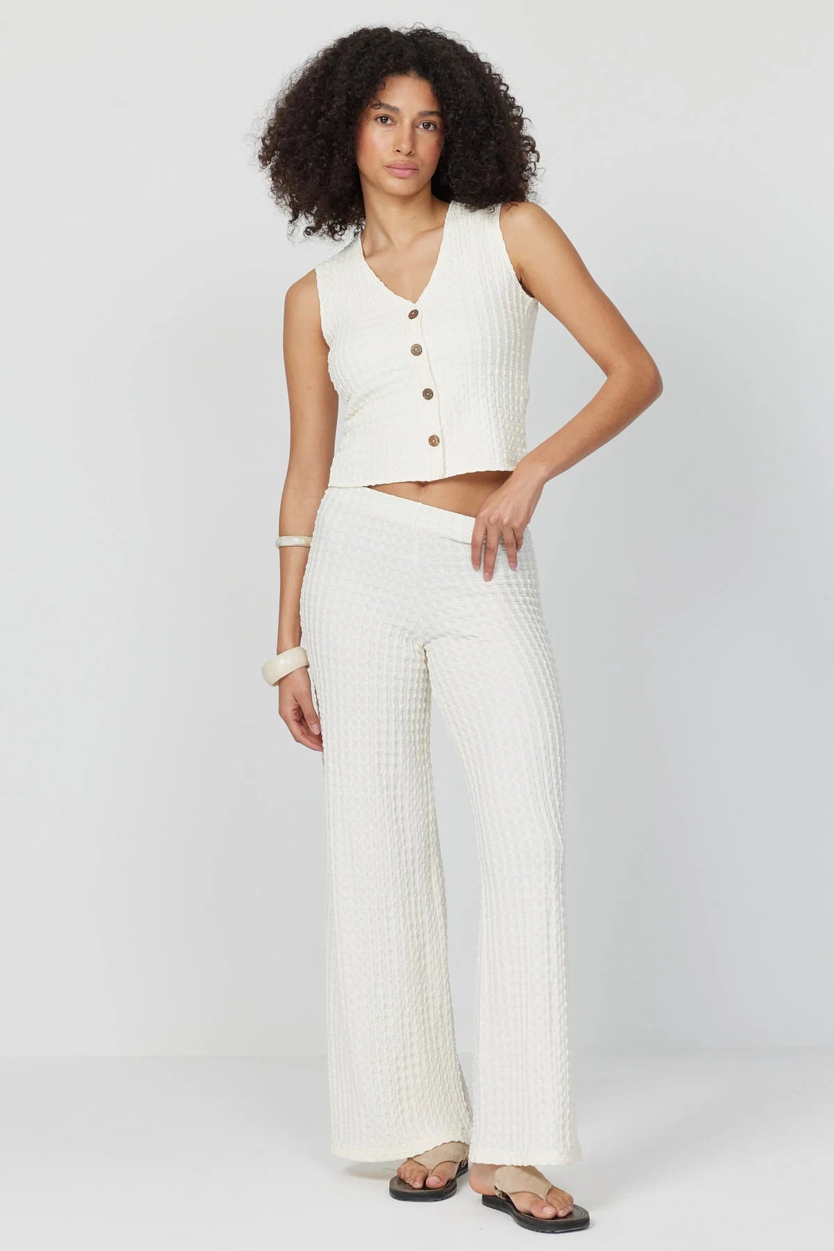 صدرية نسائية منقوشة