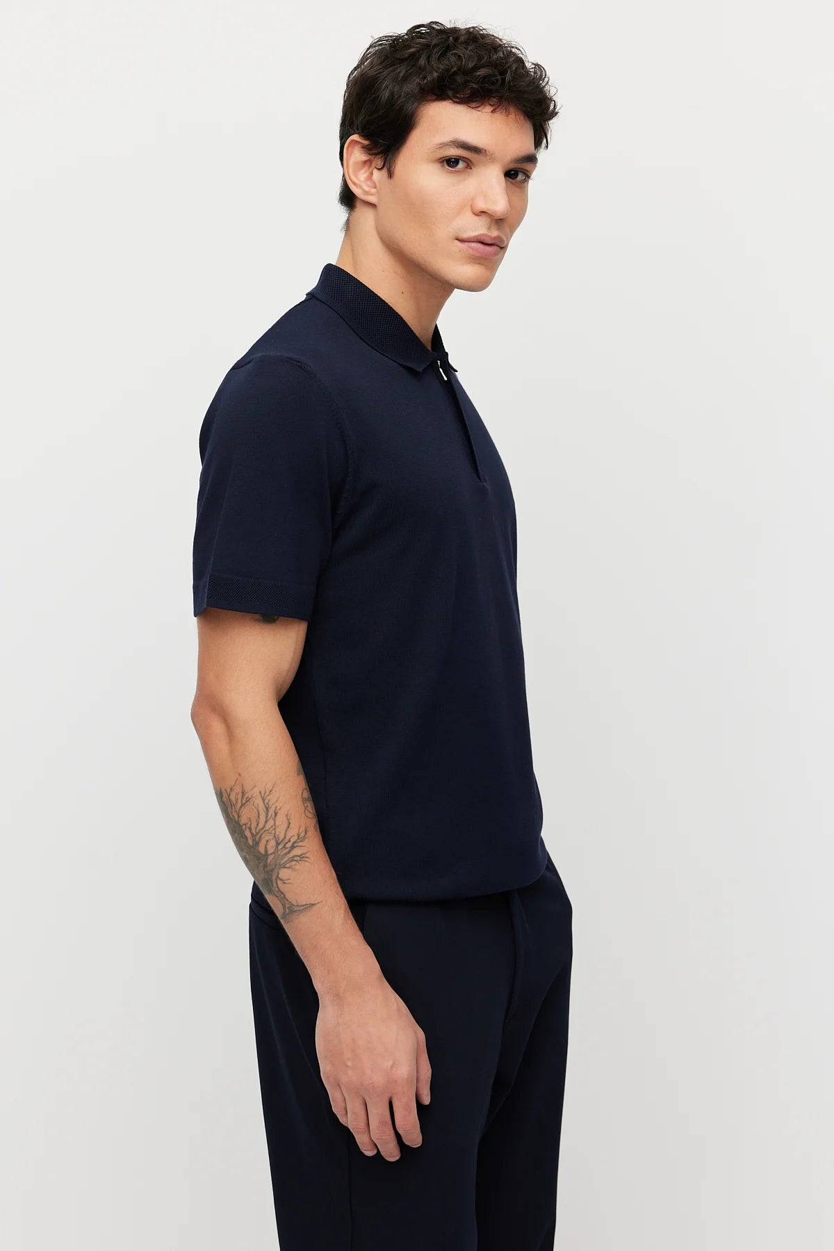 Men's Knitted T-shirt with Concealed Zip Collar